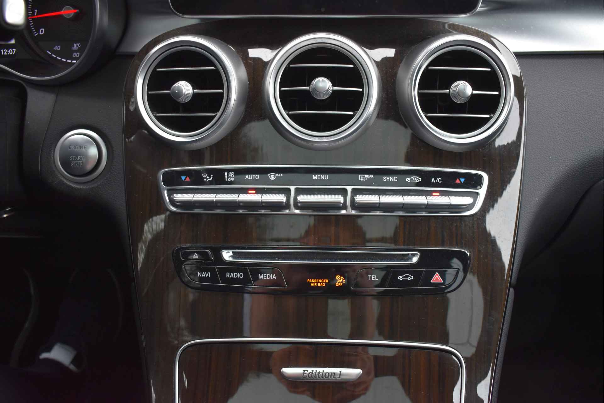 Mercedes-Benz GLC 250 4MATIC | FIRST EDITION | AMG Styling | Pano.dak | Camera | Elekt.trekhaak | Designo leder | Sfeerverl. | Full LED | Allweather - 24/80