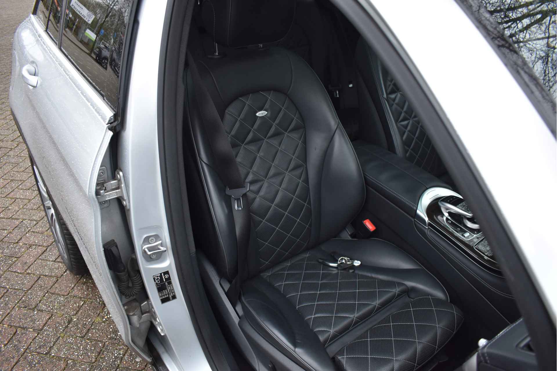 Mercedes-Benz GLC 250 4MATIC | FIRST EDITION | AMG Styling | Pano.dak | Camera | Elekt.trekhaak | Designo leder | Sfeerverl. | Full LED | Allweather - 47/80