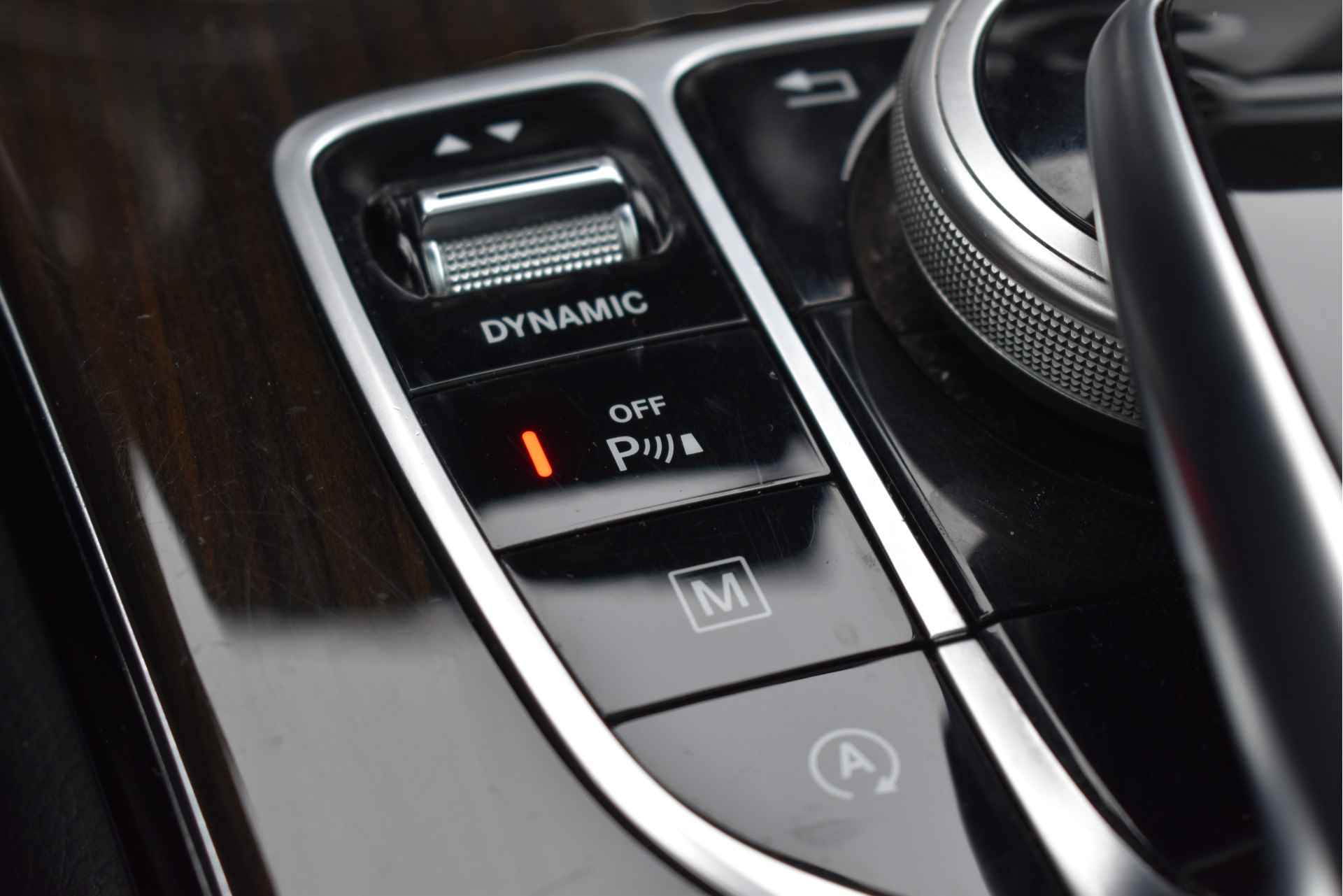 Mercedes-Benz GLC 250 4MATIC | FIRST EDITION | AMG Styling | Pano.dak | Camera | Elekt.trekhaak | Designo leder | Sfeerverl. | Full LED | Allweather - 79/80