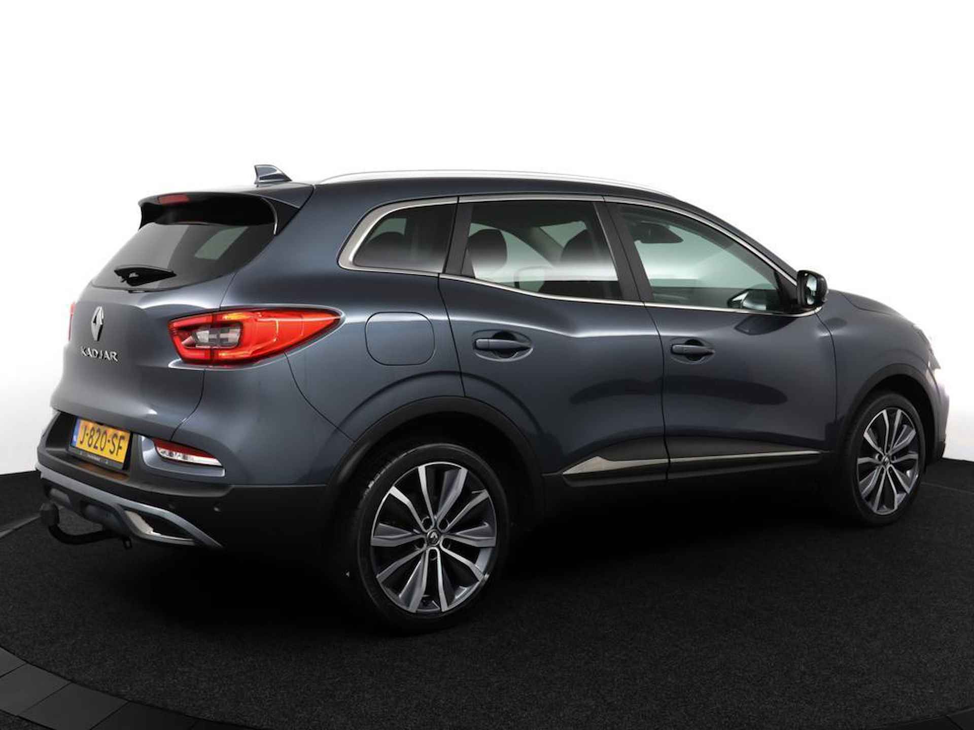 Renault Kadjar 1.3 TCe Intens | Leer | 19'' Yohan Velgen | Navigatie | Achteruitrijcamera | Trekhaak | Led Pure Vision Koplampen | Getint Glas | Elektr. Verst. Bestuurdersstoel - 5/48