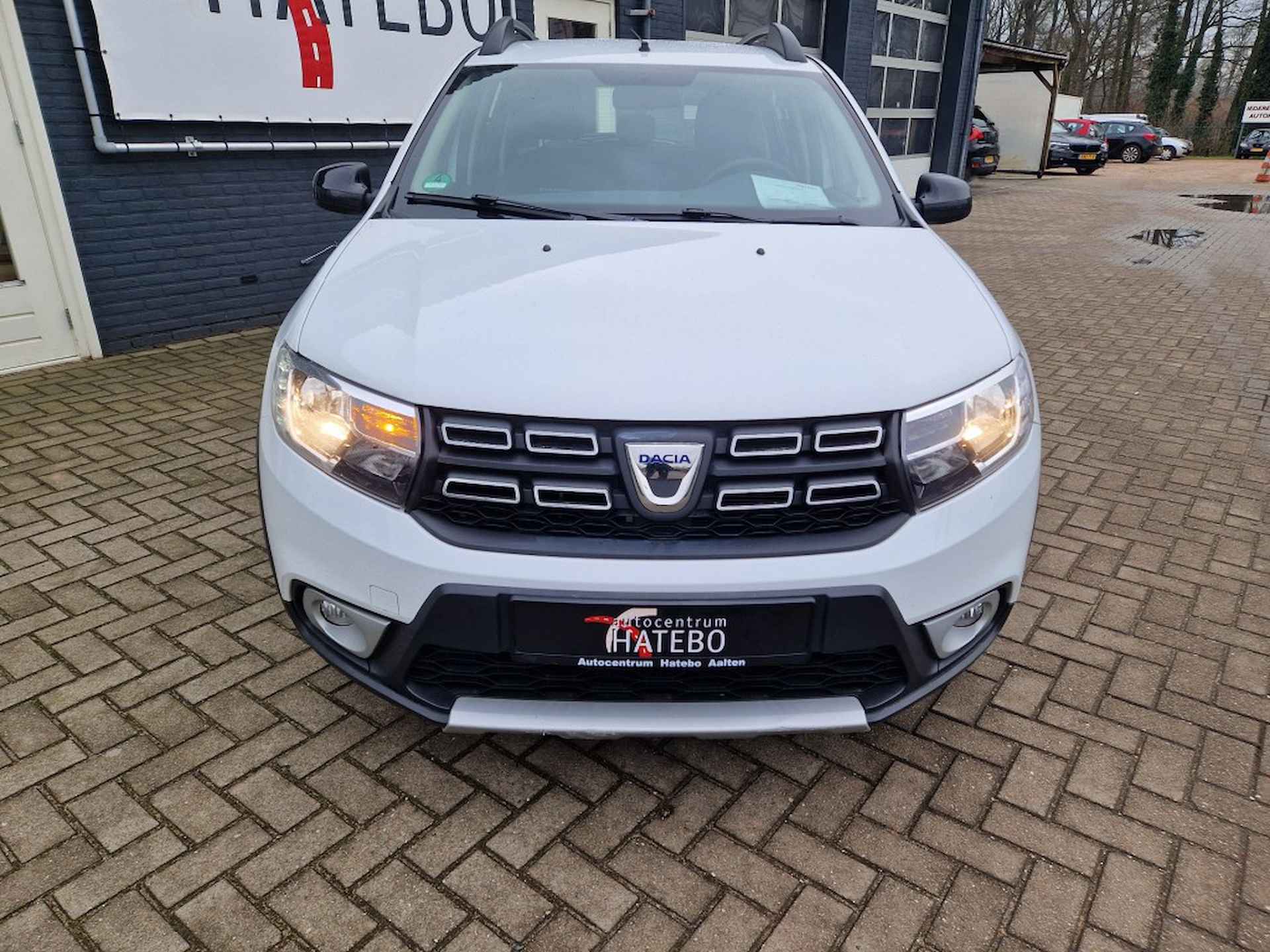 DACIA Sandero 0.9 TCE SL STEPWAY Airco Navi LM 16 4-seizoens 29.000km!! - 6/30