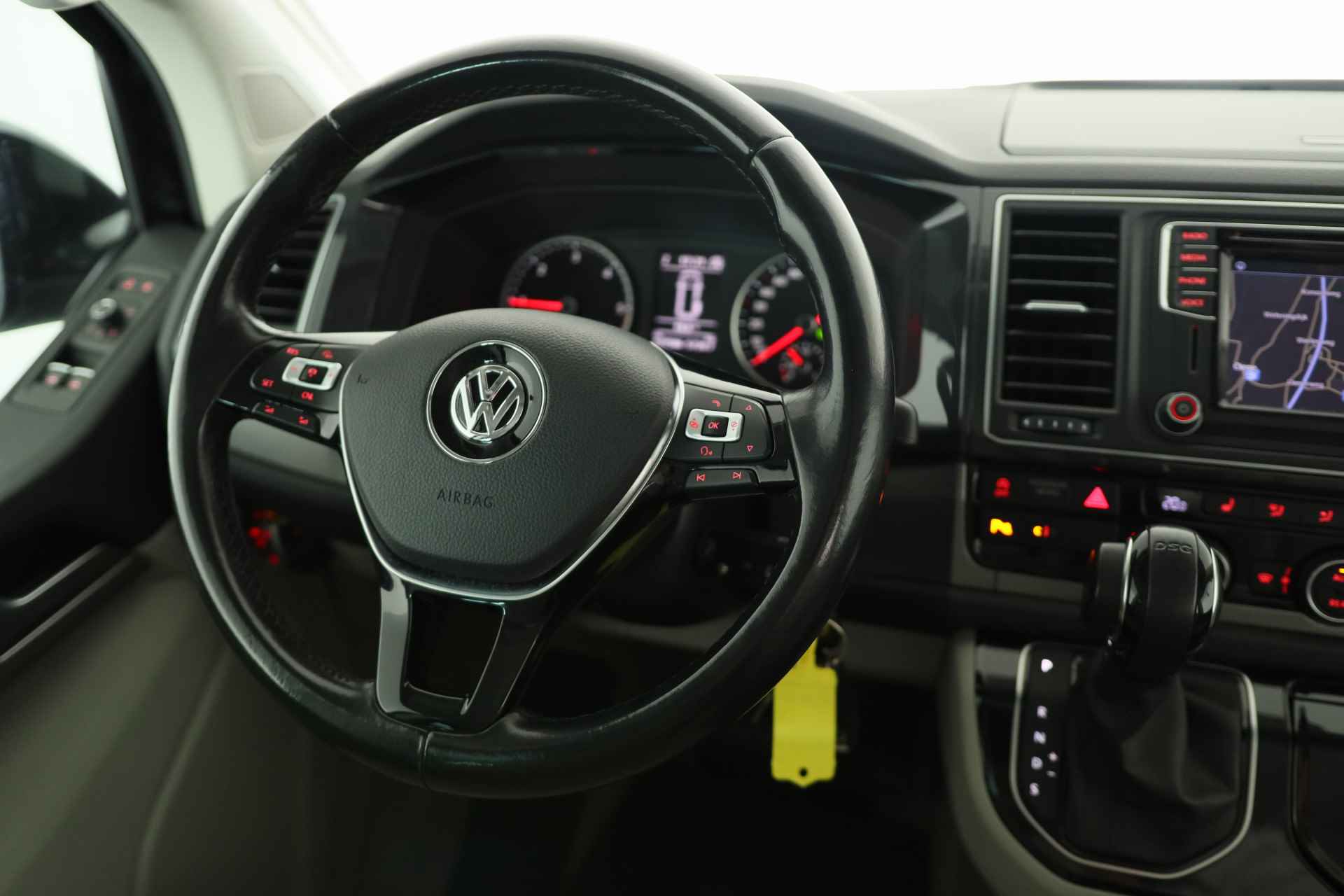 Volkswagen California 2.0 DSG 4 Motion | Dealer Onderhouden! | StandKachel | Elektrisch Hefdak | Luifel | LED | Navi | Clima | Stoelverwarming | Cruis - 35/62
