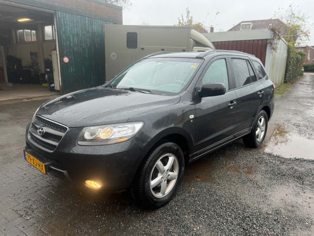 HYUNDAI Santa Fe 2.7I V6 DYNAMIC