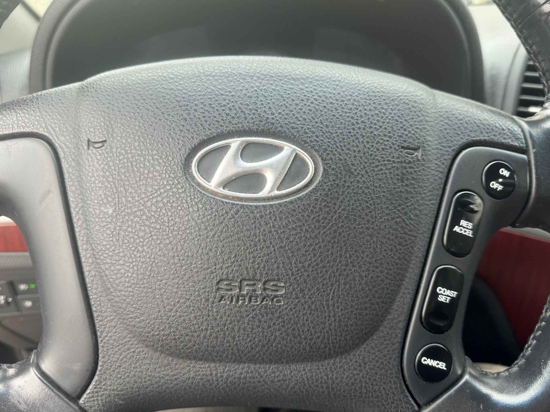 HYUNDAI Santa Fe 2.7I V6 DYNAMIC - 13/13