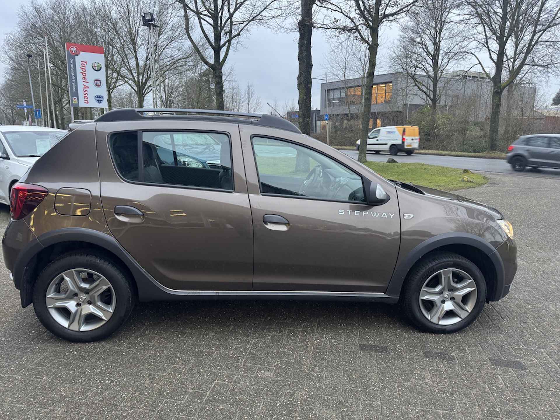 Dacia Sandero TCe 90PK Stepway AUTOMAAT!! /Leer - 6/21