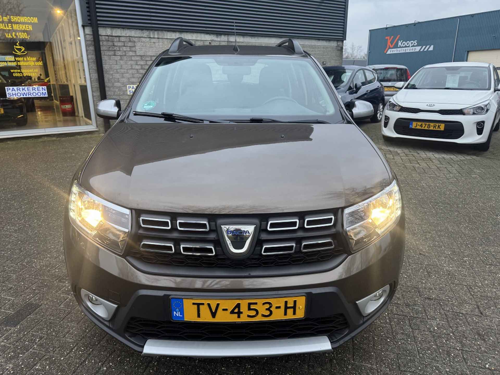 Dacia Sandero TCe 90PK Stepway AUTOMAAT!! /Leer - 8/21