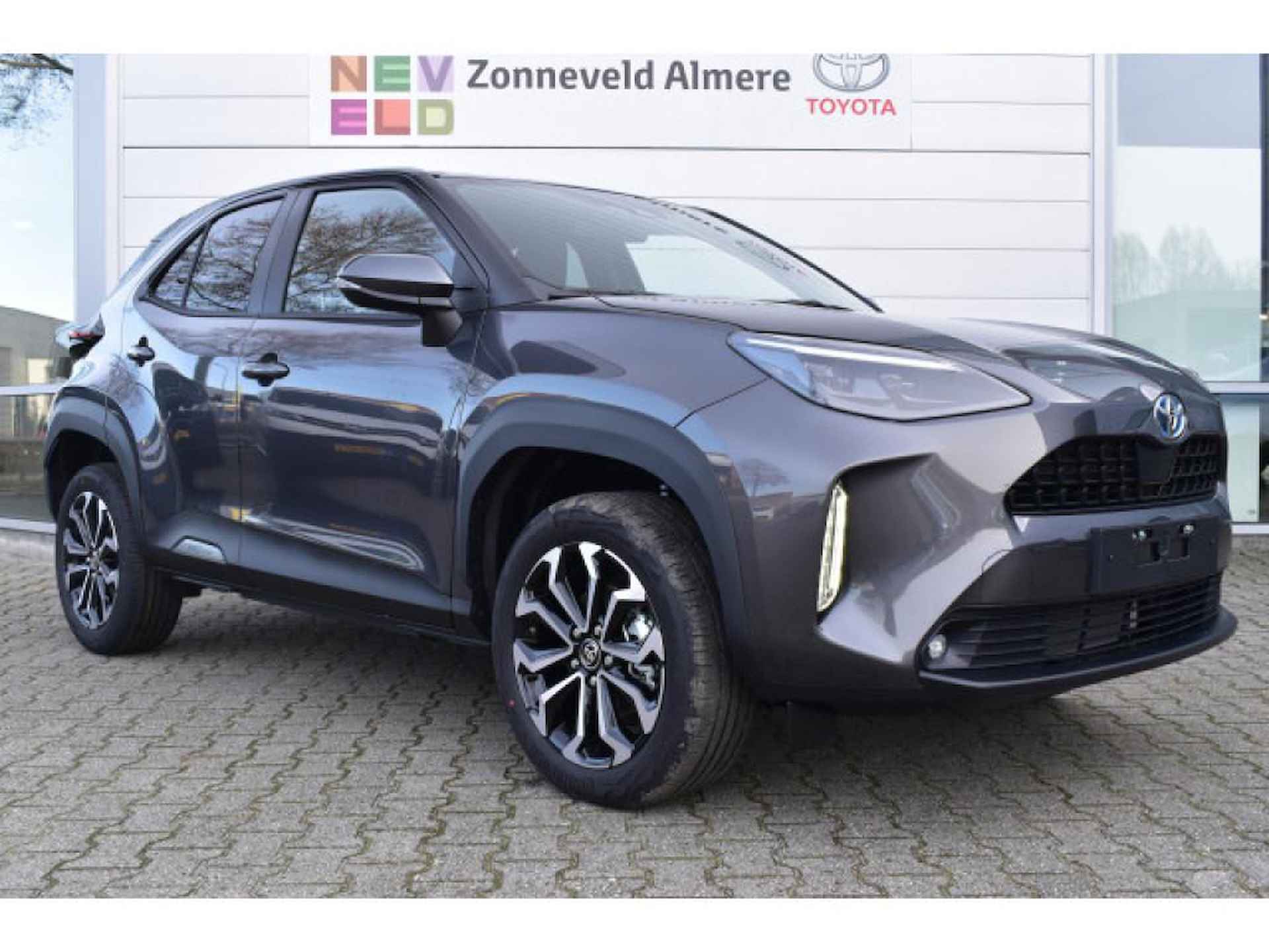 Toyota Yaris Cross Toyota Yaris Cross 1.5 Hybrid 130 Dynamic Special Leverbaar Janauri 2025! - 3/20