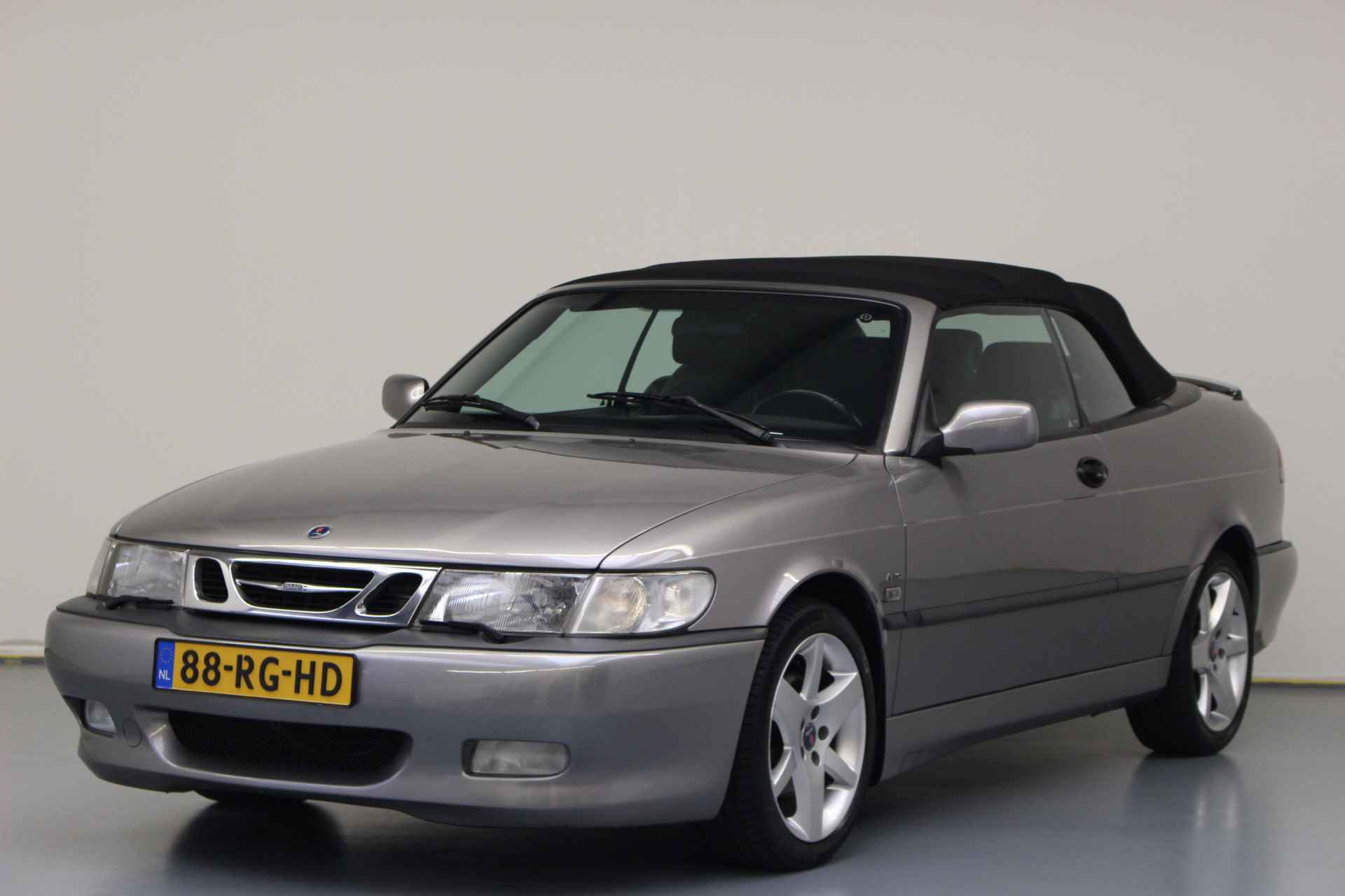 Saab 9-3 Cabrio 2.0 Turbo Aero Automaat | Rijklaarprijs | Aero | - 2/47