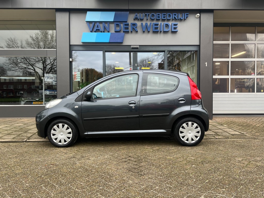 PEUGEOT 107 1.0-12V URBAN MOVE