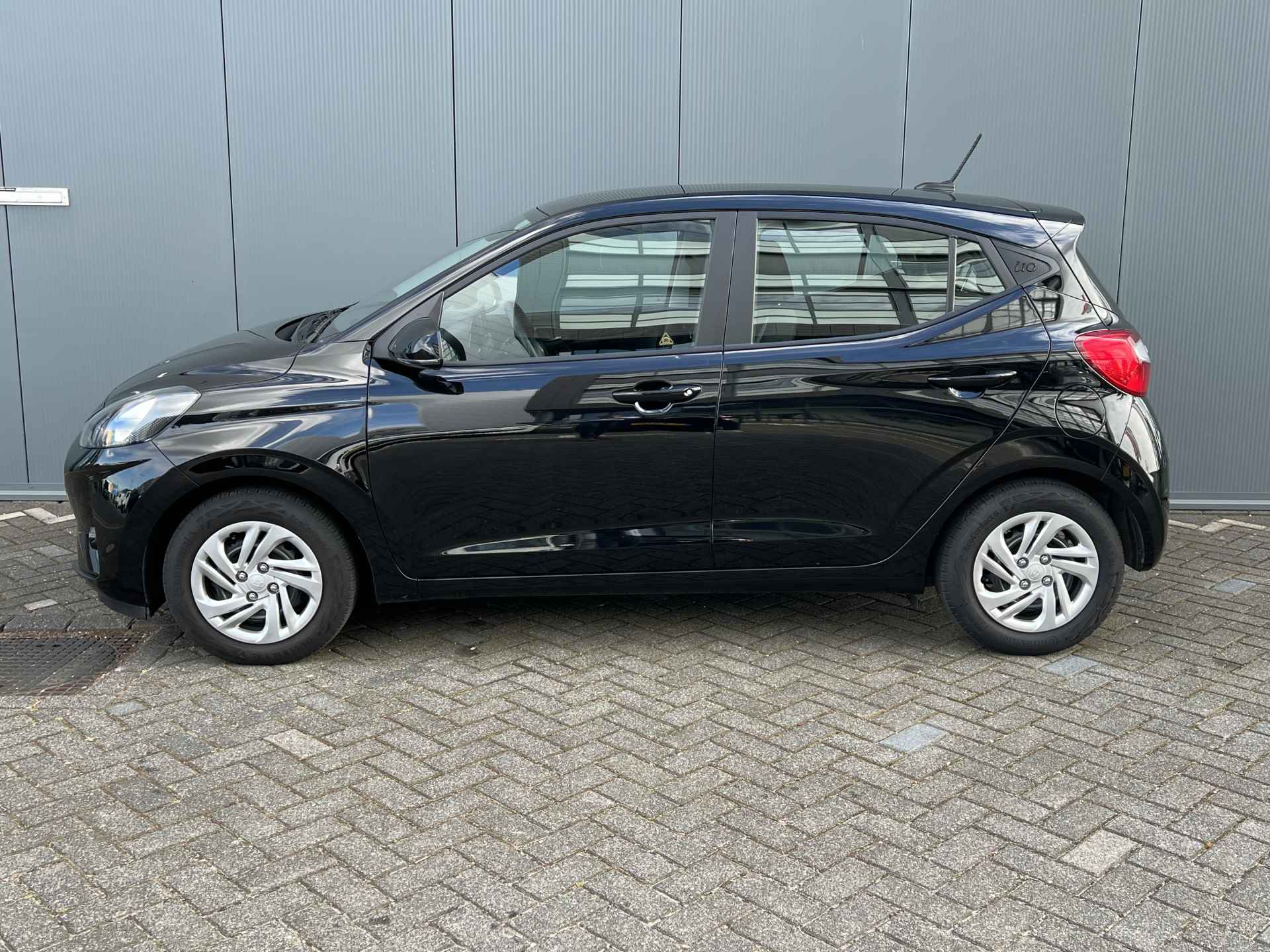 Hyundai i10 1.0 67pk Comfort Facelift | LED | Airco | Carplay | Navigatie | Bluetooth | Cruisecontrol | 1e Eigenaar - 2/21