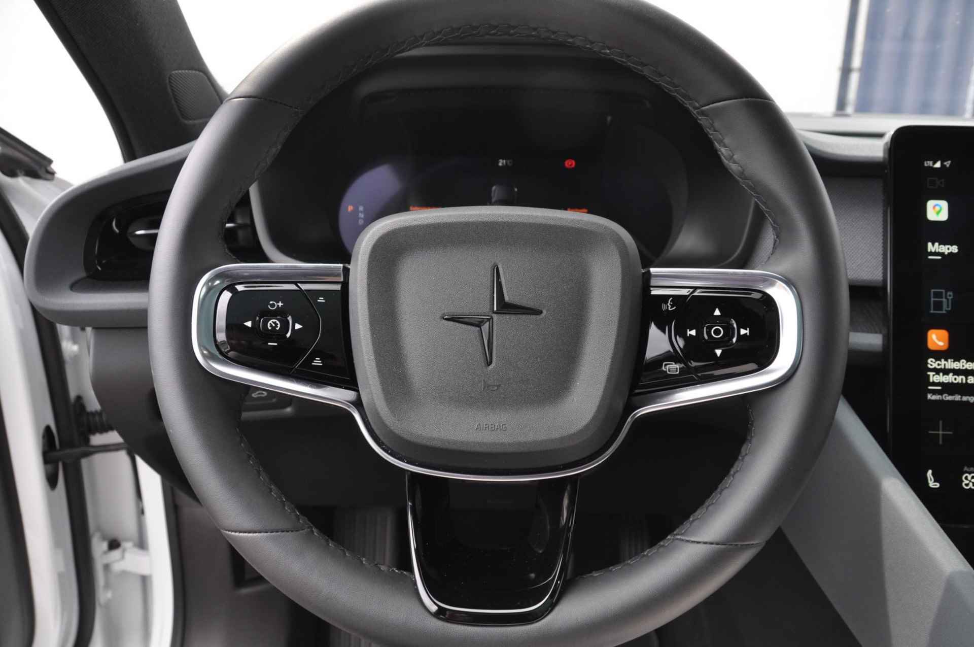 Polestar 2 / 231PK / 78KWh Long Range Single motor / 16% bijtelling/ Long range/ Google infotaiment/ Panoramadak/ Elektrische stoelen/ Getint ramen/ Cruise control/ Harman Kardon/ Stoel en stuurwielverwarming/ Climate control - 16/28