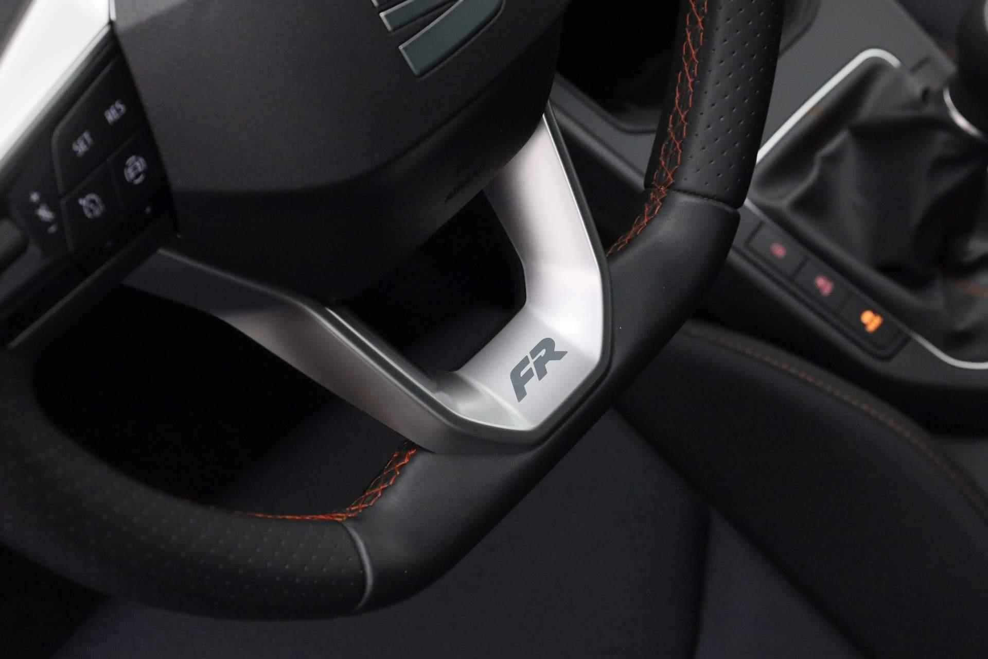 SEAT Ibiza 1.0 TSI 110PK FR | Camera | Navi | Stoelverwarming | Cruise Control | 17 inch - 22/37