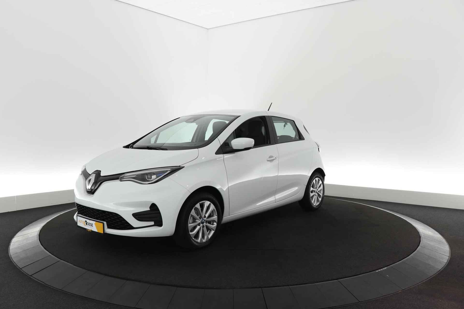 Renault ZOE R110 Limited 50 | €2.000 Subsidie | Koopaccu | Camera | Navigatie | Parkeersensoren | Winterpakket | Allseason Banden - 61/65