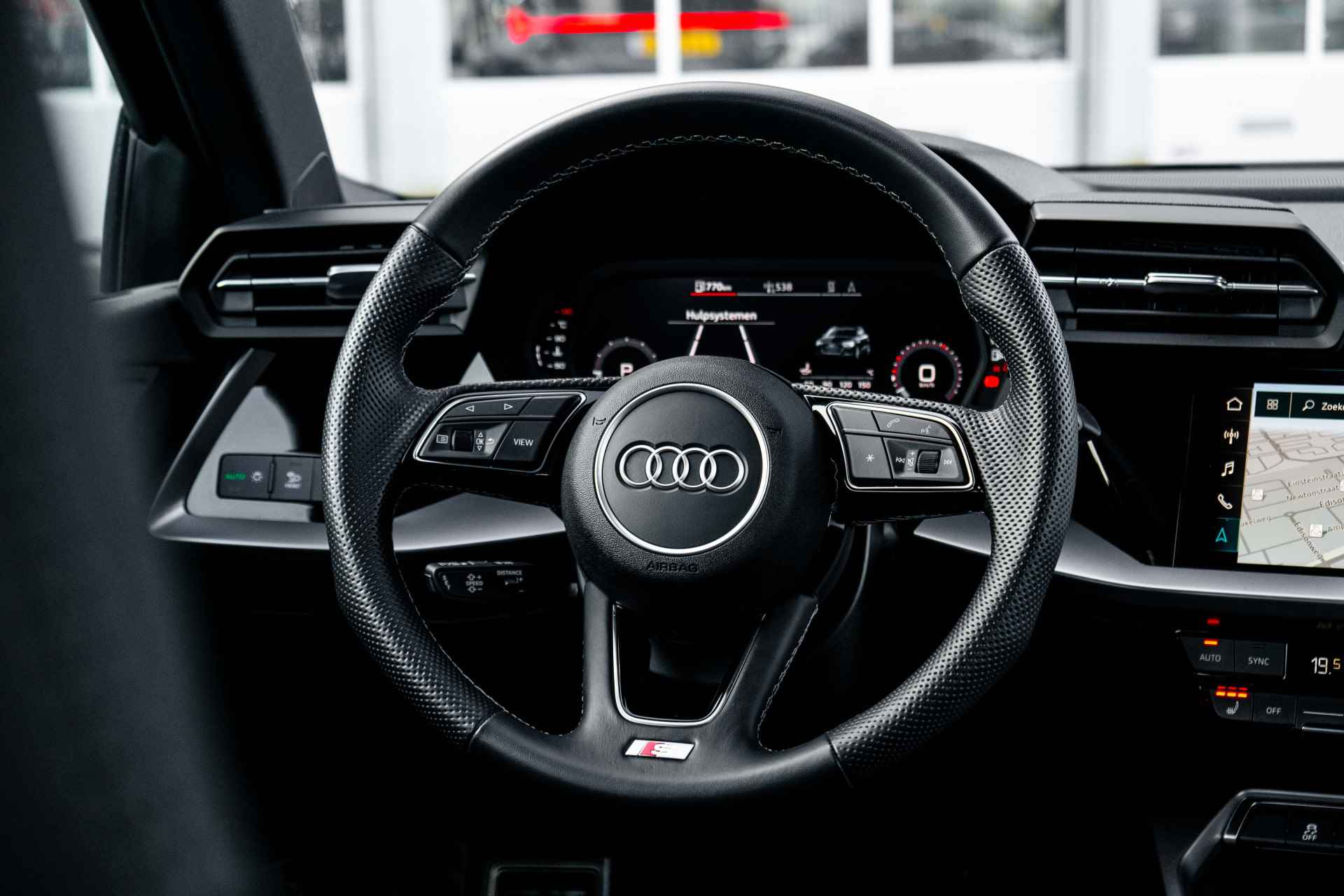 Audi A3 Sportback 30TFSI 110PK S edition | Stoelverwarming | Parkeersensoren Voor & Achter | Automatisch Dimmende Binnenspiegel | - 10/65
