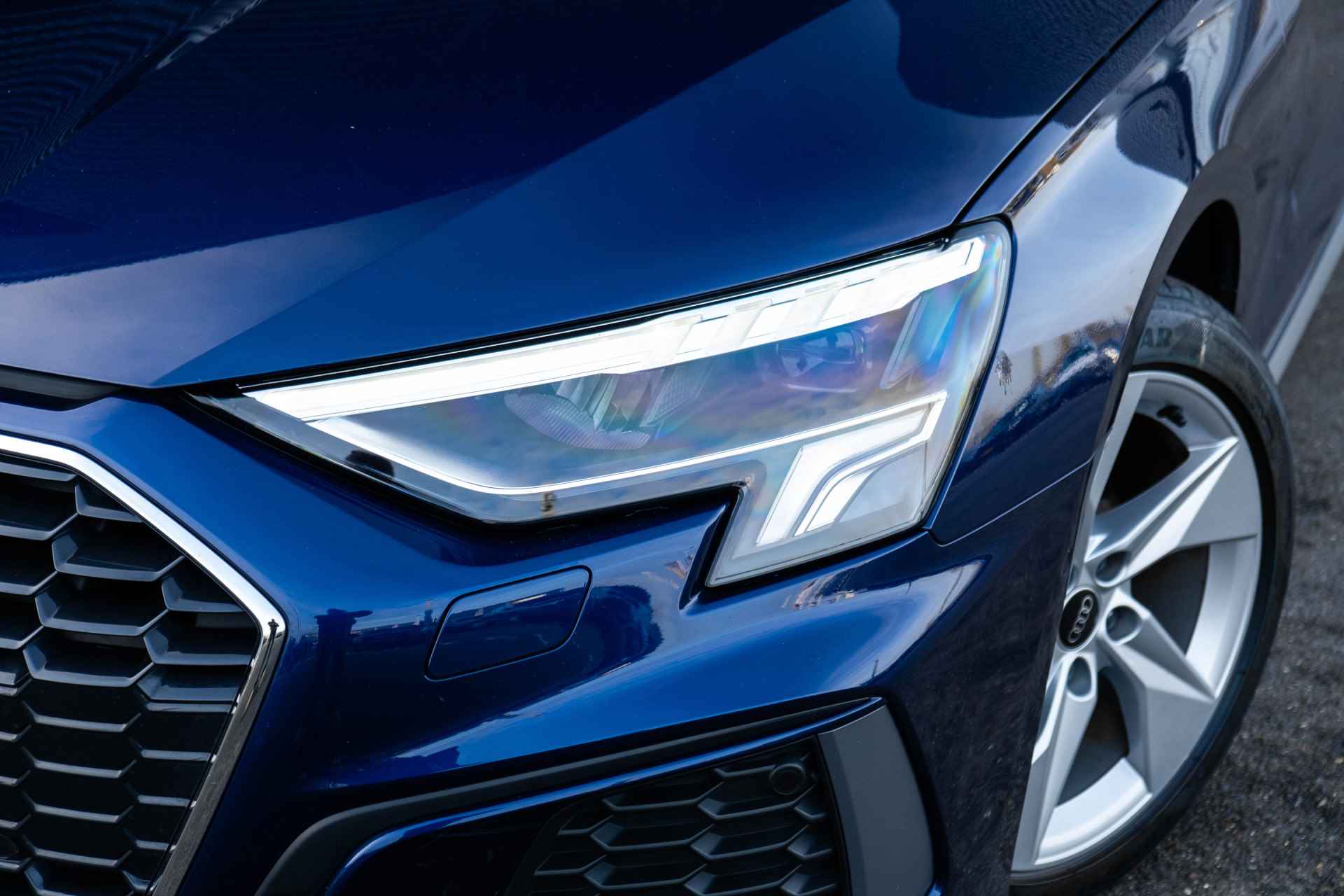 Audi A3 Sportback 30TFSI 110PK S edition | Stoelverwarming | Parkeersensoren Voor & Achter | Automatisch Dimmende Binnenspiegel | - 20/65