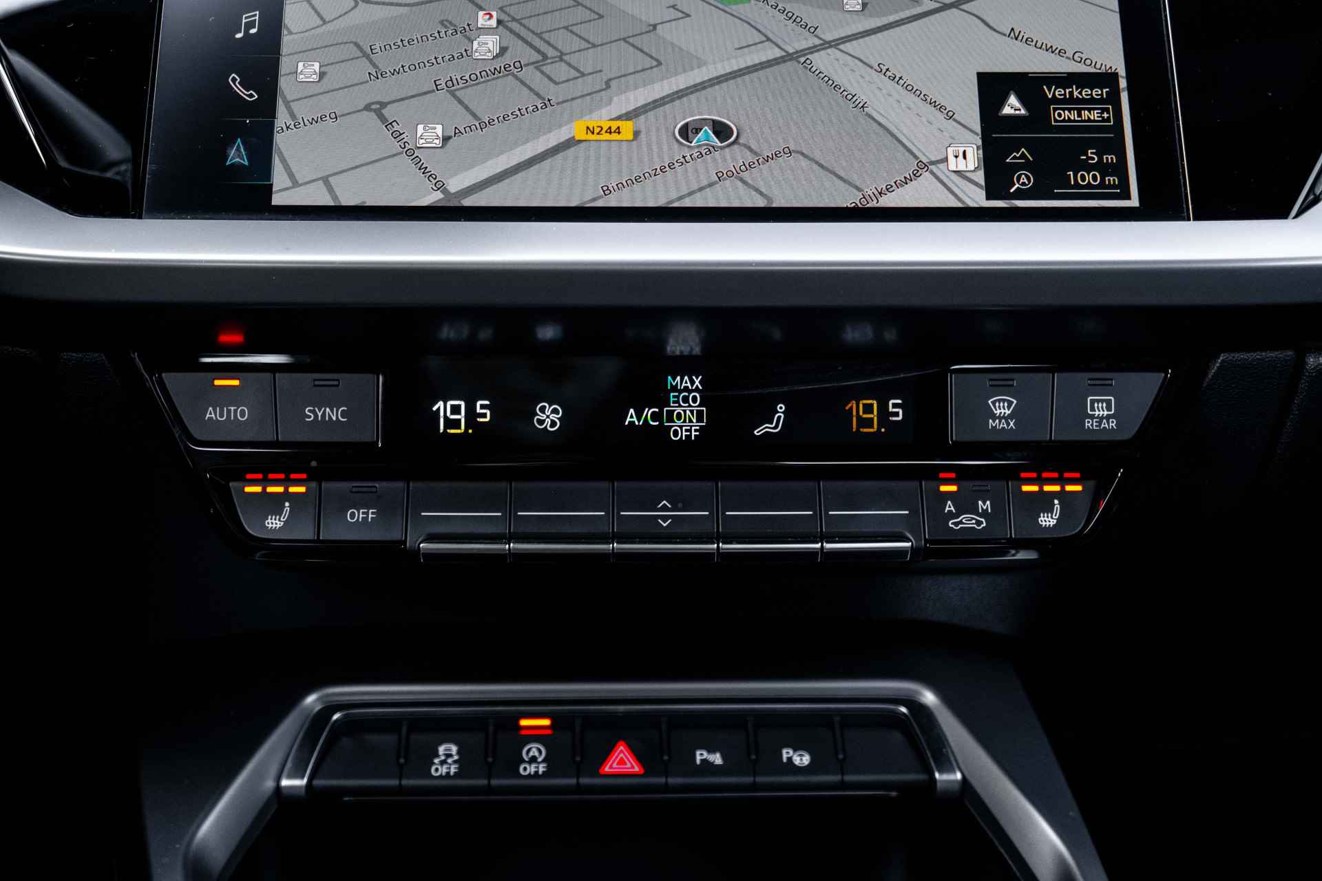 Audi A3 Sportback 30TFSI 110PK S edition | Stoelverwarming | Parkeersensoren Voor & Achter | Automatisch Dimmende Binnenspiegel | - 51/65