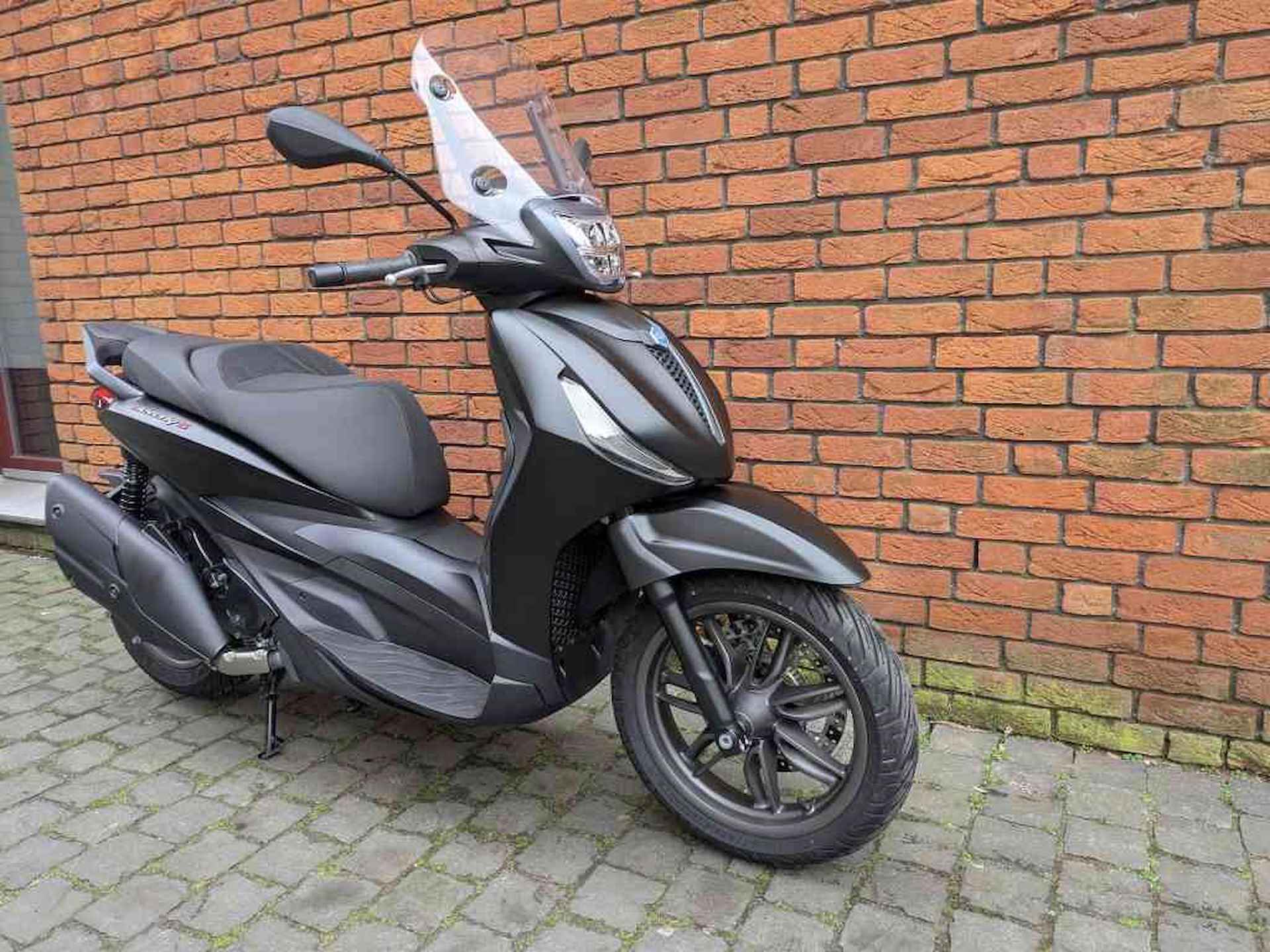 Piaggio Beverly S 400 HPE - 3/10