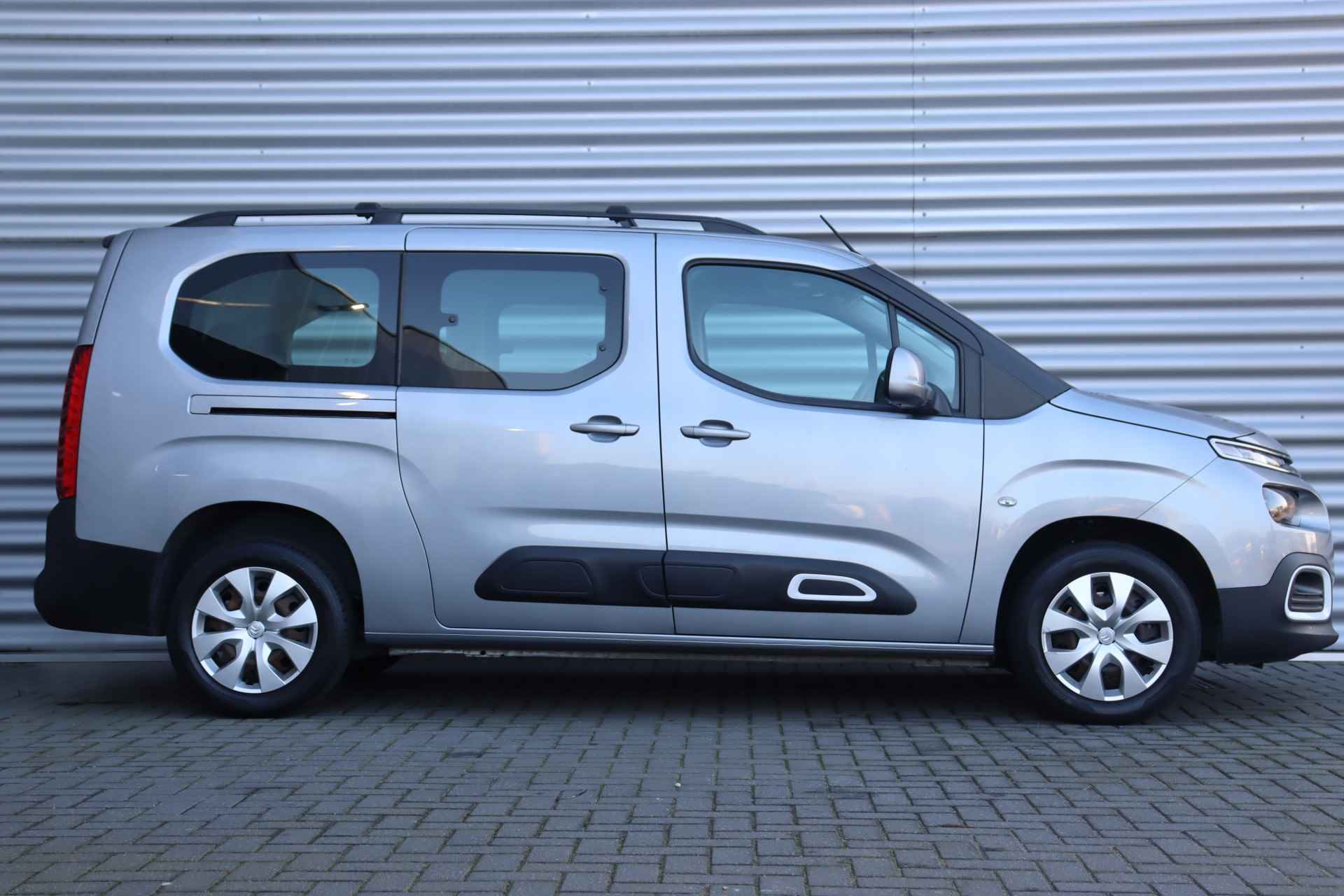 Citroën Berlingo 1.2 PURETECH 130PK 7-ZITS FEEL AUTOMAAT / NAVI / CLIMA / LED / PDC / BLUETOOTH / CRUISECONTROL / 1E EIGENAAR / NIEUWSTAAT !! - 4/33