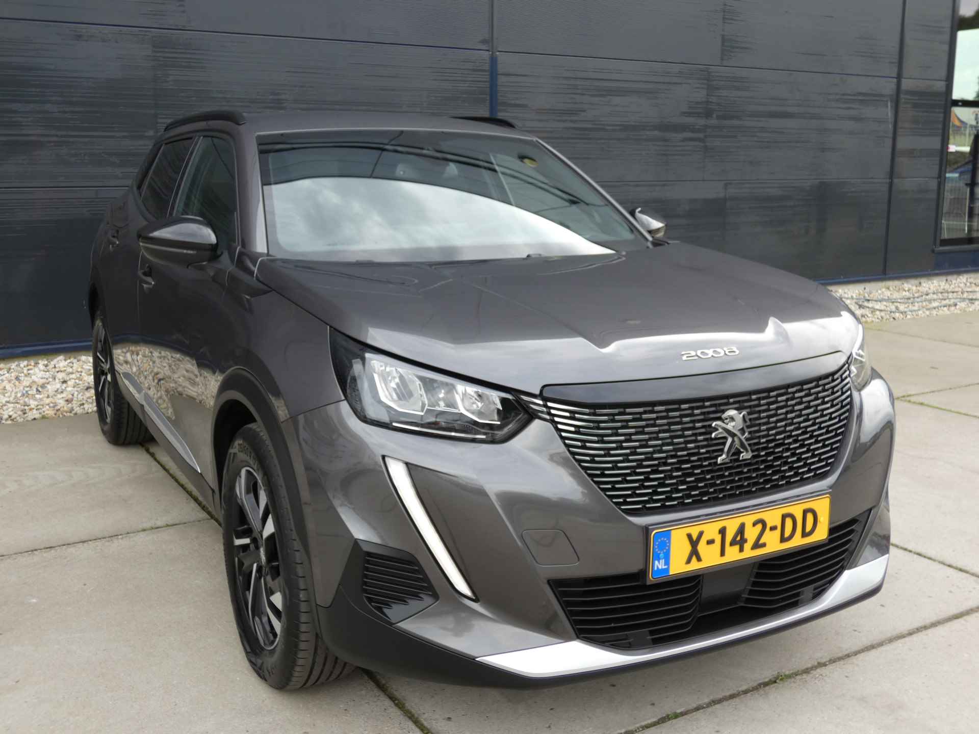 Peugeot 2008 1.2 PureTech 130 Allure Automaat | Navigatie | Climate Control | Parkeersensoren | - 8/46