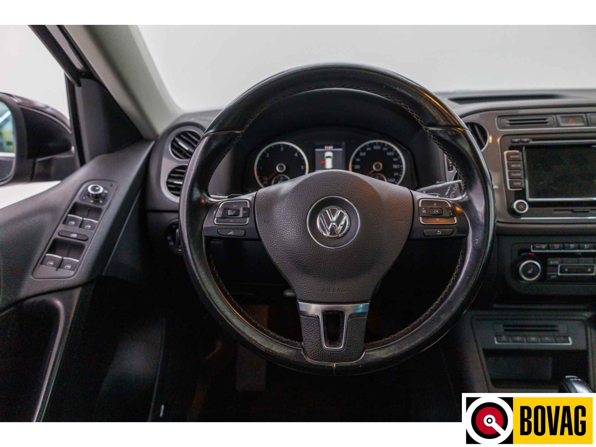 Volkswagen Tiguan 2.0 TDI R-Line Edition 4Motion 177 PK Leer, Panoramdak, Navigatie, Adap. demping, Elec. trekhaak, Stoelverwarming - 16/24