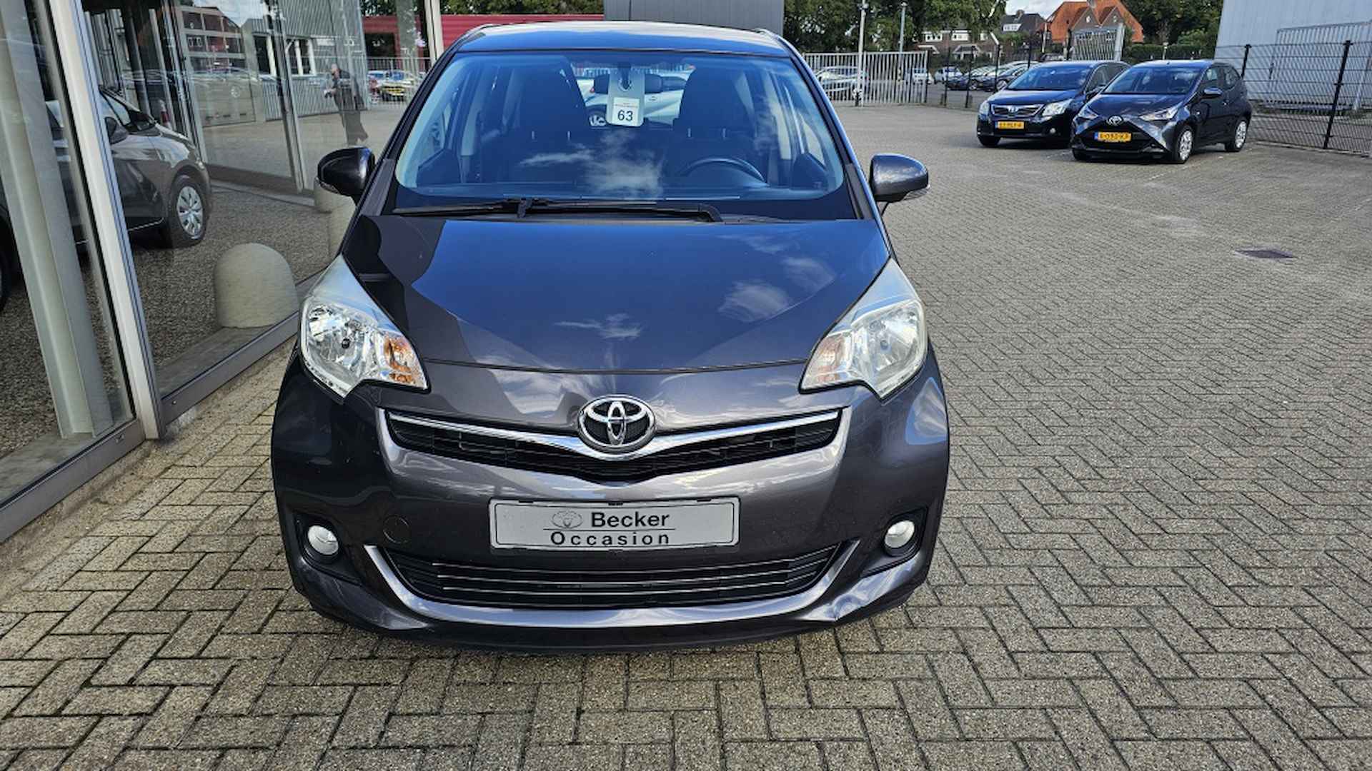 Toyota Verso-S 1.3 Aspiration automaat | NLauto | 1e eigenaar | dealeronderhoud - 2/23