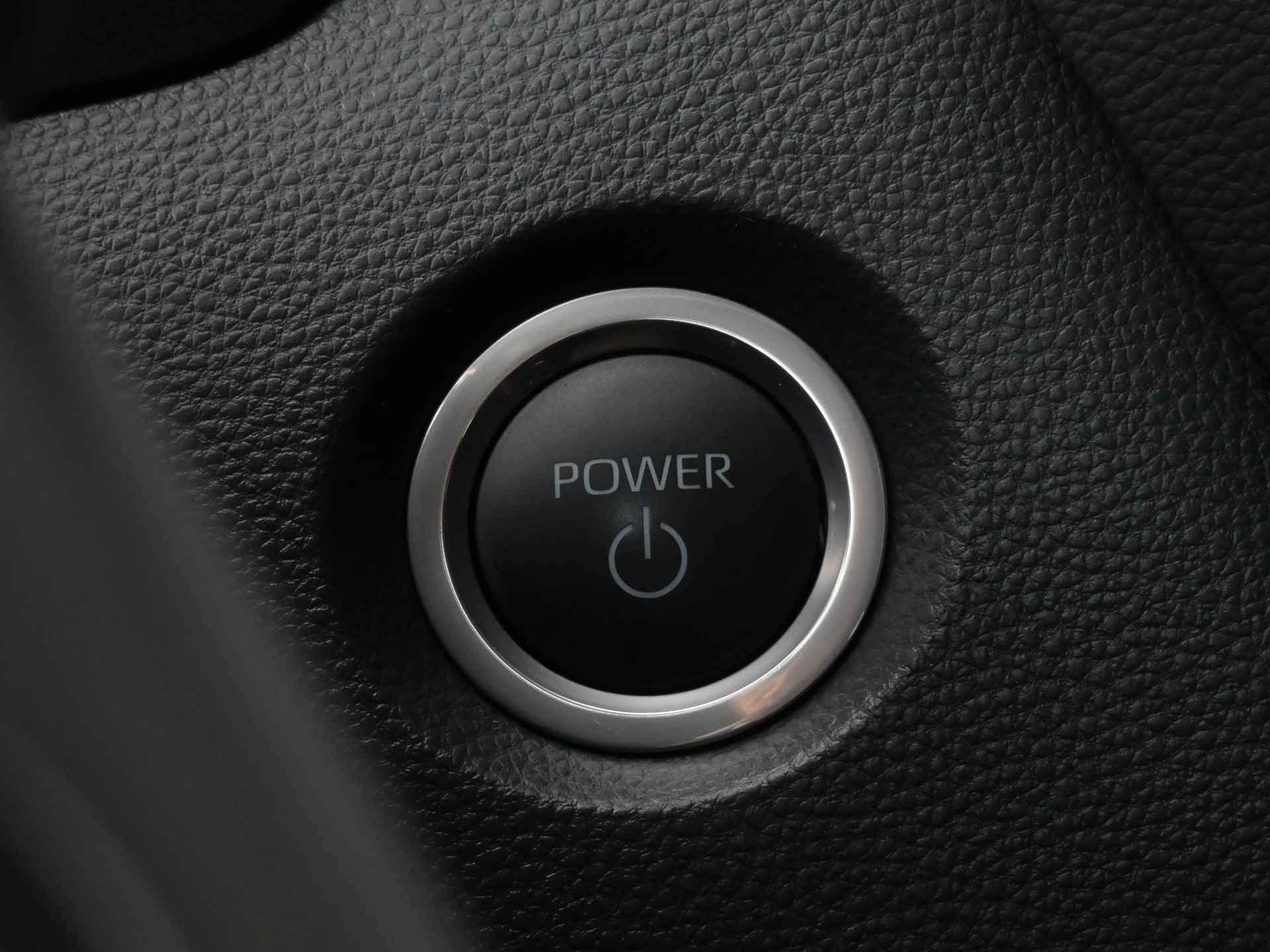 Toyota Corolla Hybrid Executive | JBL | Navigatie | Adaptieve Cruise | Keyless - 40/60