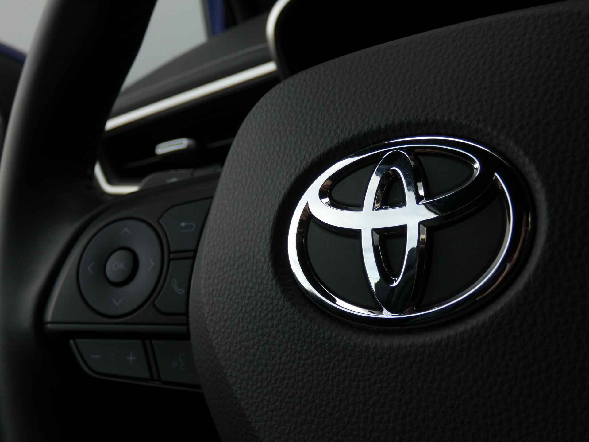 Toyota Corolla Hybrid Executive | JBL | Navigatie | Adaptieve Cruise | Keyless - 57/60