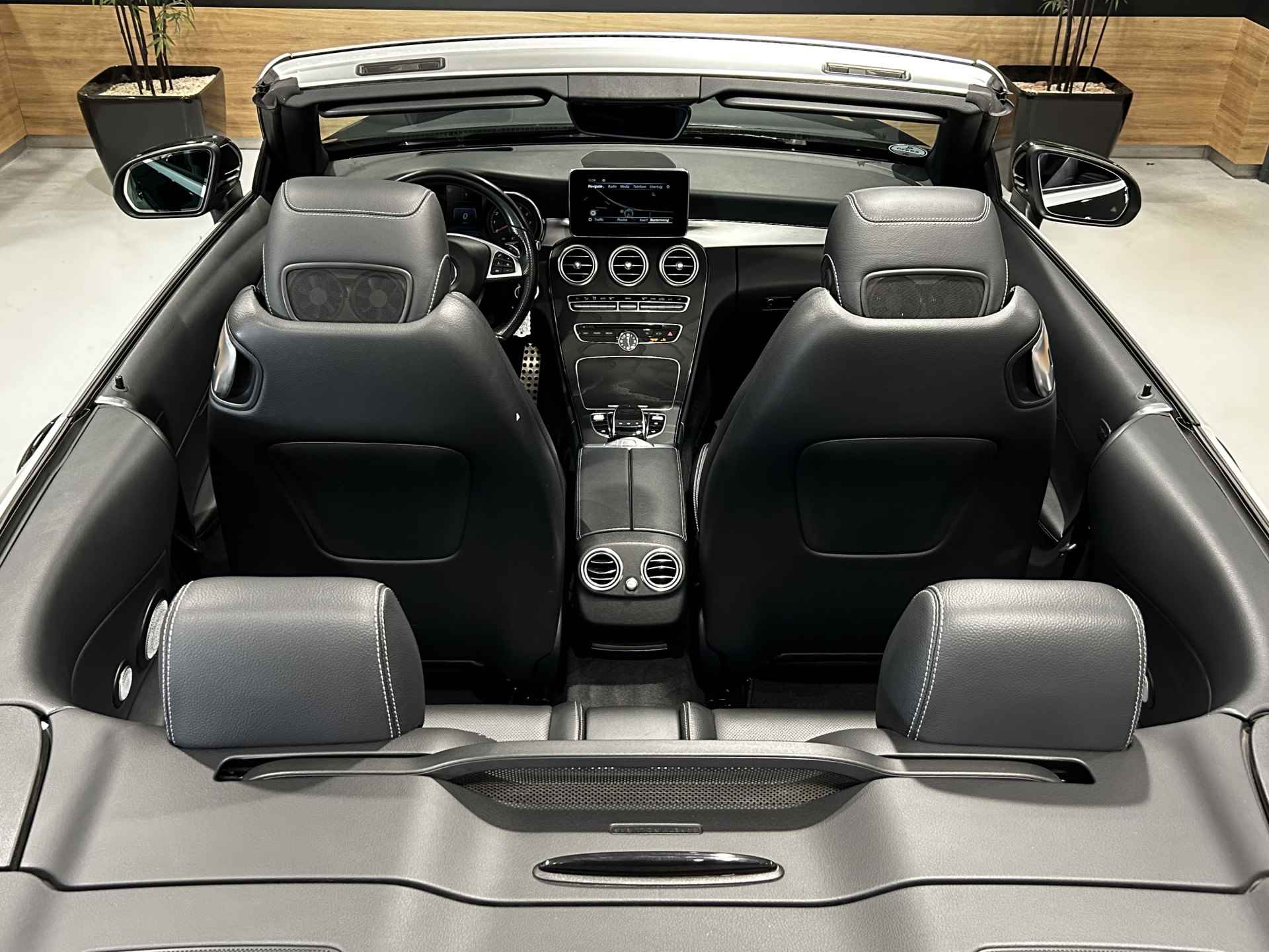Mercedes-Benz C-Klasse Cabrio 250 AMG 211PK // Distronic // Burmester // Head-up display // Rij Assistentie pakket // Comand Navi // Actieve dodehoek a - 11/53