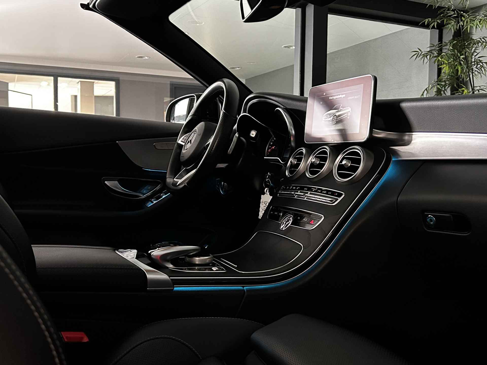 Mercedes-Benz C-Klasse Cabrio 250 AMG 211PK // Distronic // Burmester // Head-up display // Rij Assistentie pakket // Comand Navi // Actieve dodehoek a - 33/53