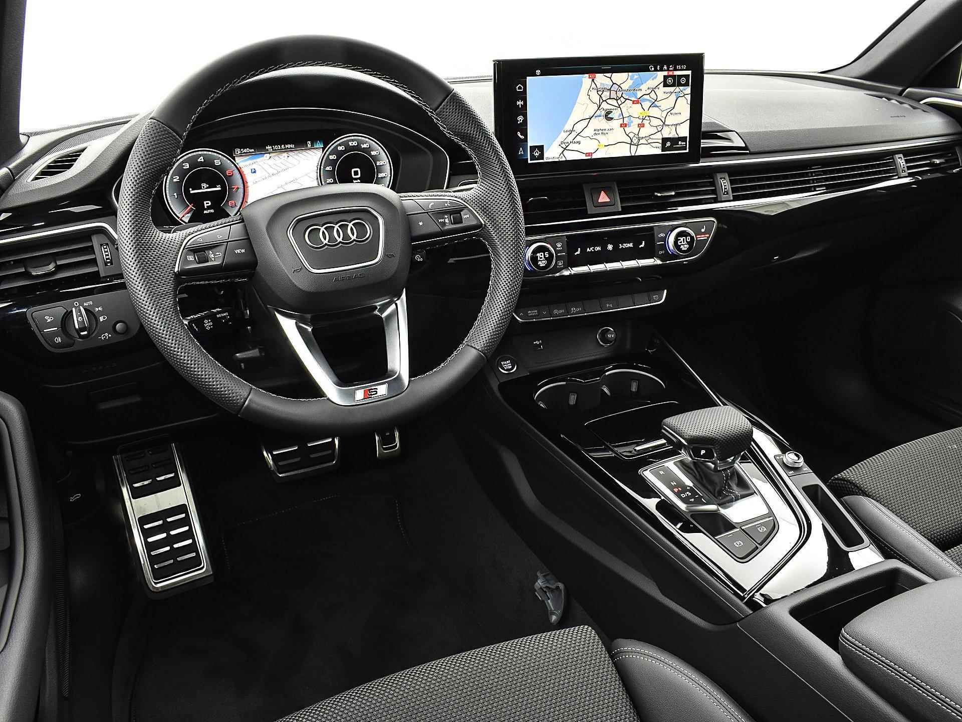 Audi A4 Avant 35 TFSI 150pk S-Tronic S edition Competition | Navigatie | Camera | Apple Car Play | 19'' Velgen | PDC V+A | Clima | Stoelverwarming | Garantie t/m 22-04-2028 of 100.000km - 15/30