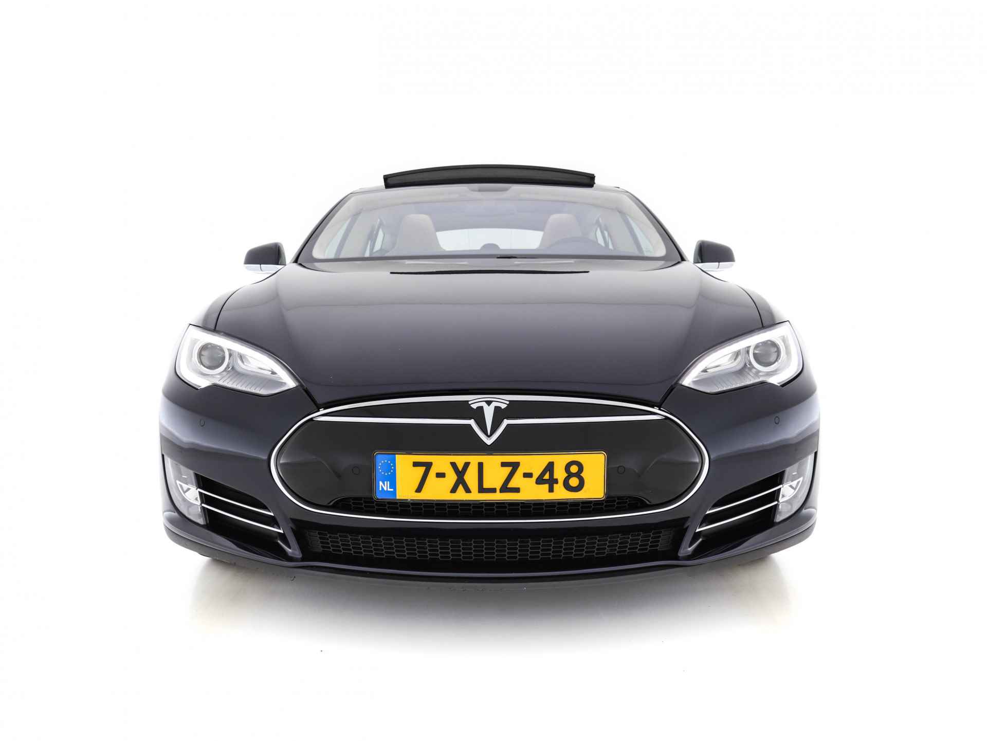 Tesla Model S 85 Base Tech-Pack Sound-Studio-Package [ 3-Fase ] (INCL-BTW) *FREE-SUPERCHARGING* *PANO | KEYLESS | VOLLEDER | NAVI-FULLMAP | FULL-LED | CAMERA | DAB | CRUISE | COMFORT-SEATS | 19"ALU* - 2/32