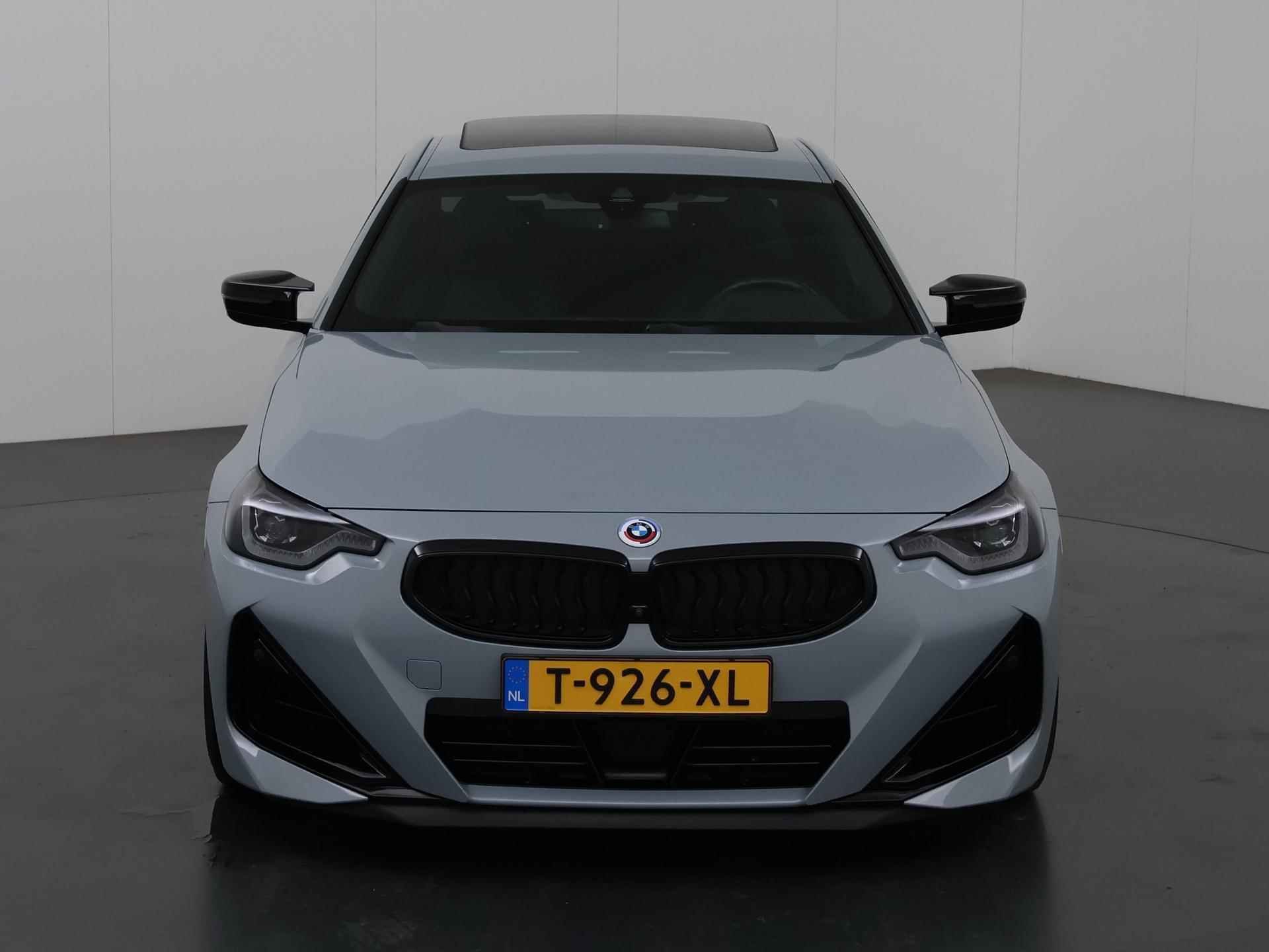 BMW 2-serie Coupé M240i xDrive | Harman/Kardon | Schuif/Kanteldak | Stuur/Stoelverwarming | Adaptief Onderstel | Ele.verstelbare stoelen + Geheugen | Adaptieve LED Verlichting | HUD | Sportstoelen | Rijassistent-Systeem | Afneembare Trekhaak | - 4/39