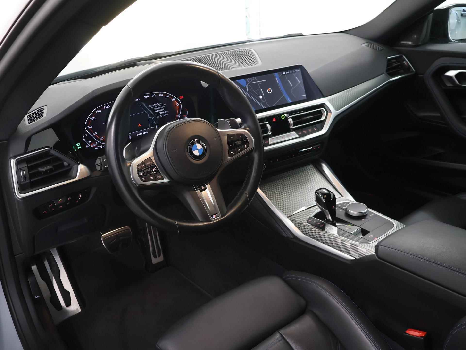 BMW 2-serie Coupé M240i xDrive | Harman/Kardon | Schuif/Kanteldak | Stuur/Stoelverwarming | Adaptief Onderstel | Ele.verstelbare stoelen + Geheugen | Adaptieve LED Verlichting | HUD | Sportstoelen | Rijassistent-Systeem | Afneembare Trekhaak | - 8/39