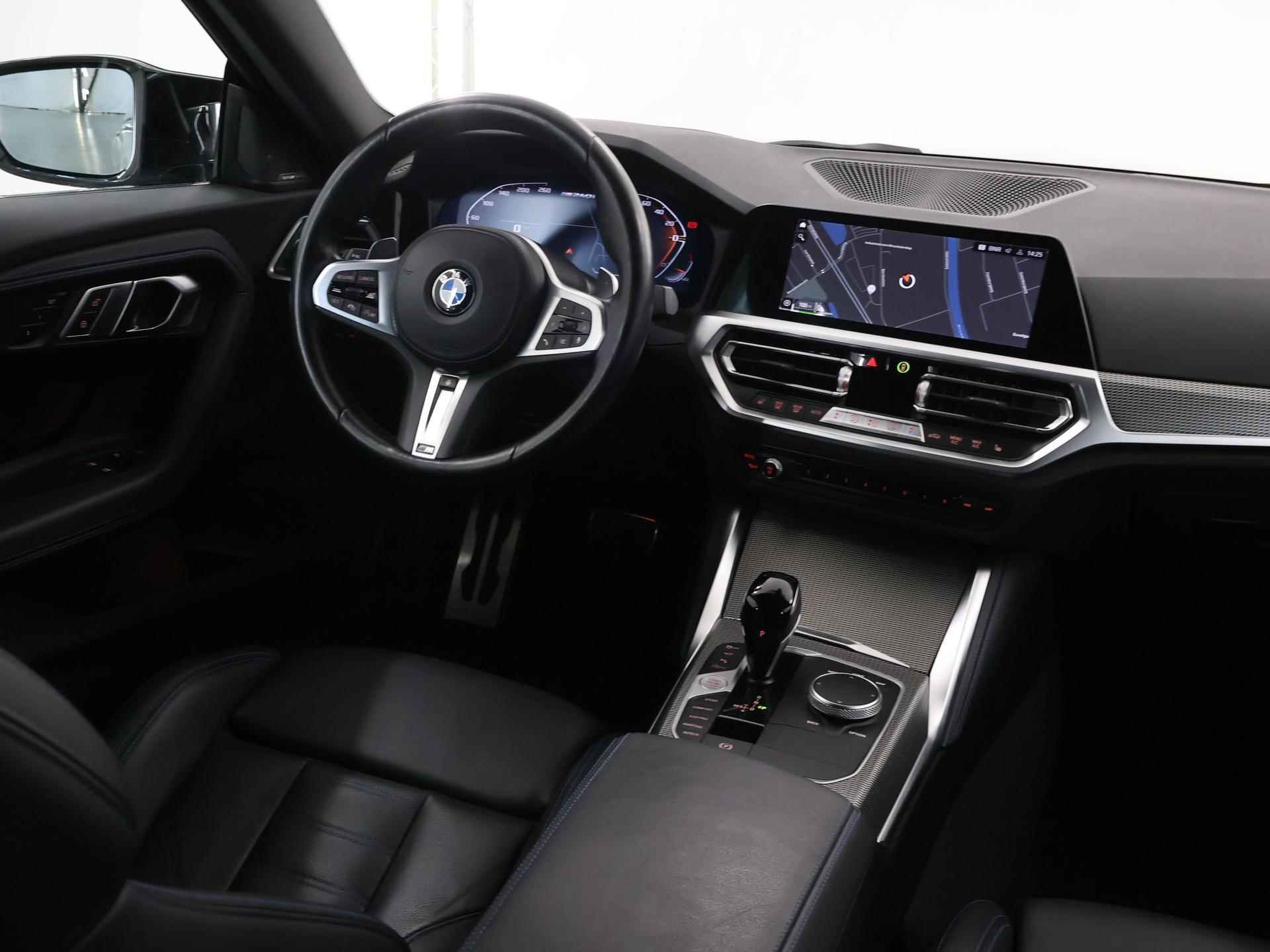 BMW 2-serie Coupé M240i xDrive | Harman/Kardon | Schuif/Kanteldak | Stuur/Stoelverwarming | Adaptief Onderstel | Ele.verstelbare stoelen + Geheugen | Adaptieve LED Verlichting | HUD | Sportstoelen | Rijassistent-Systeem | Afneembare Trekhaak | - 10/39