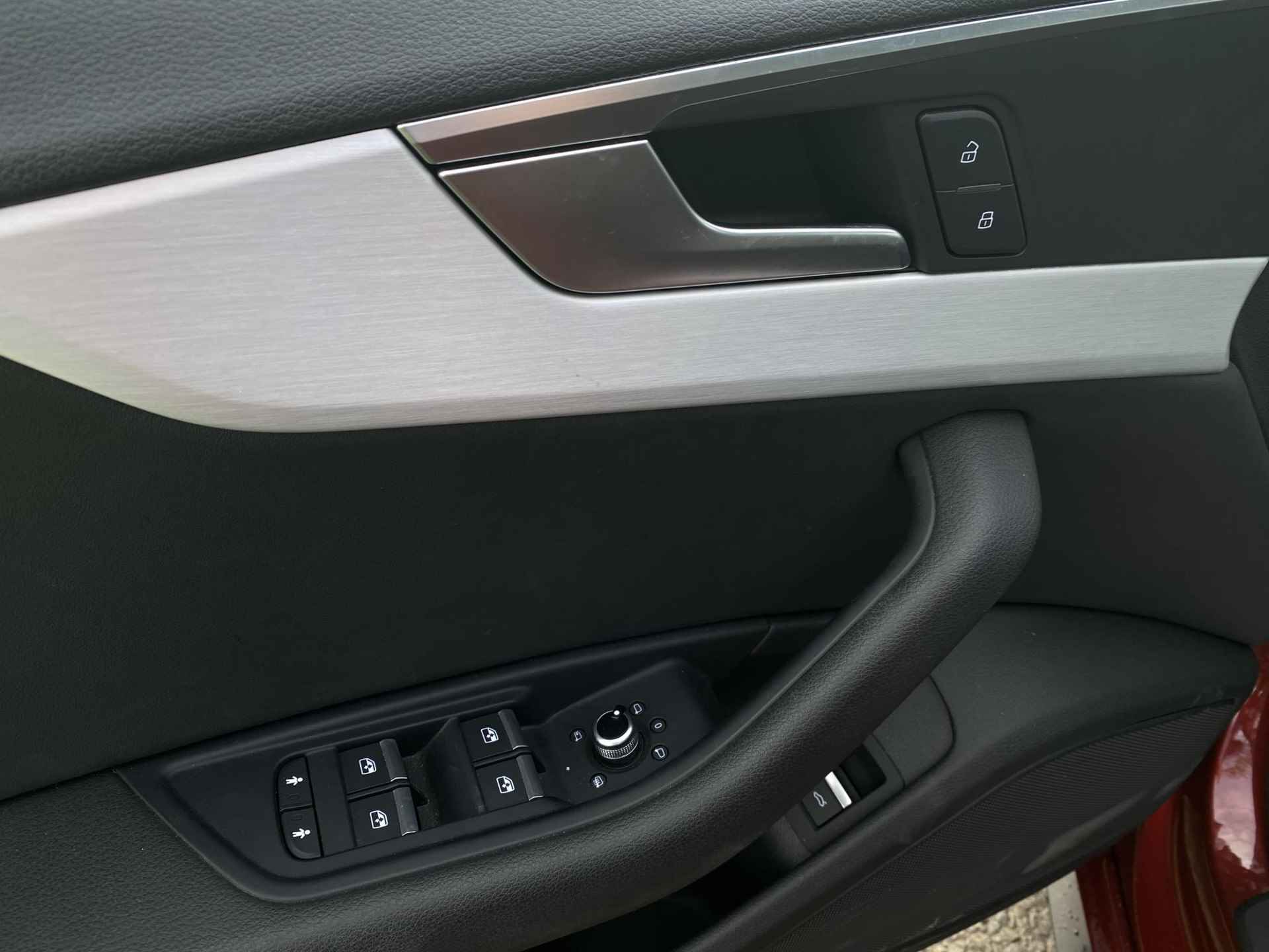 Audi A5 Sportback 40 TFSI Sport S-line Edition | Sportonderstel | Keyless go | Stoelverwarming | Navigatie |  Elektrische achterklep - 13/57