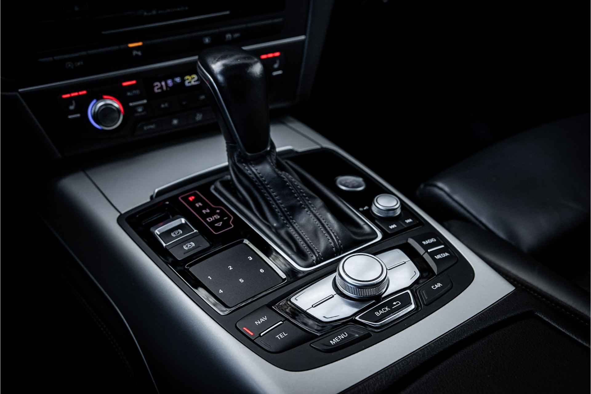 Audi A6 Limousine 3.0 TDI Quattro Premium Bose Schuifdak 20" Standverwarming - 29/30