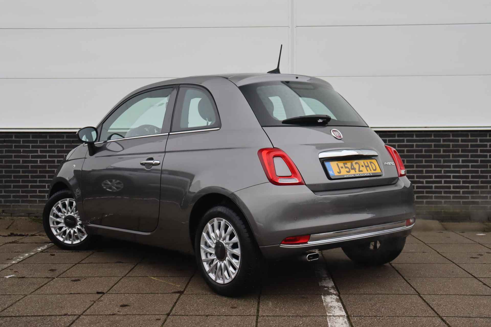 Fiat 500 1.0 Hybrid Star * Uniek * Leder * Pano * - 6/44