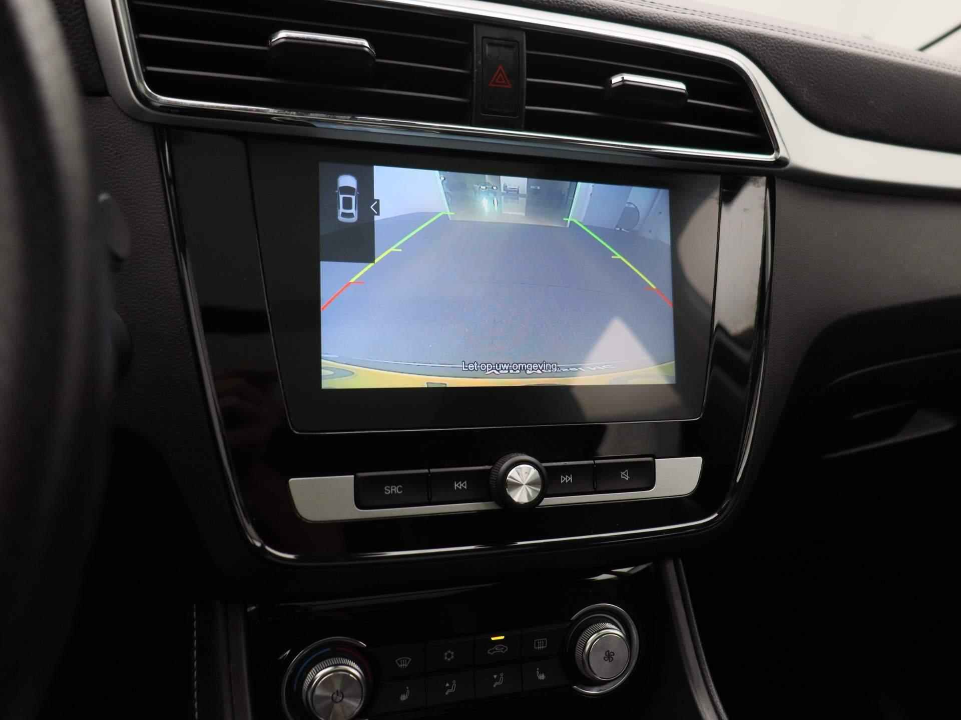 MG ZS EV Luxury 45 kWh | Leder | Navi | Panoramadak | Camera | Apple CarPlay | Adaptive Cruise Control | - 18/38