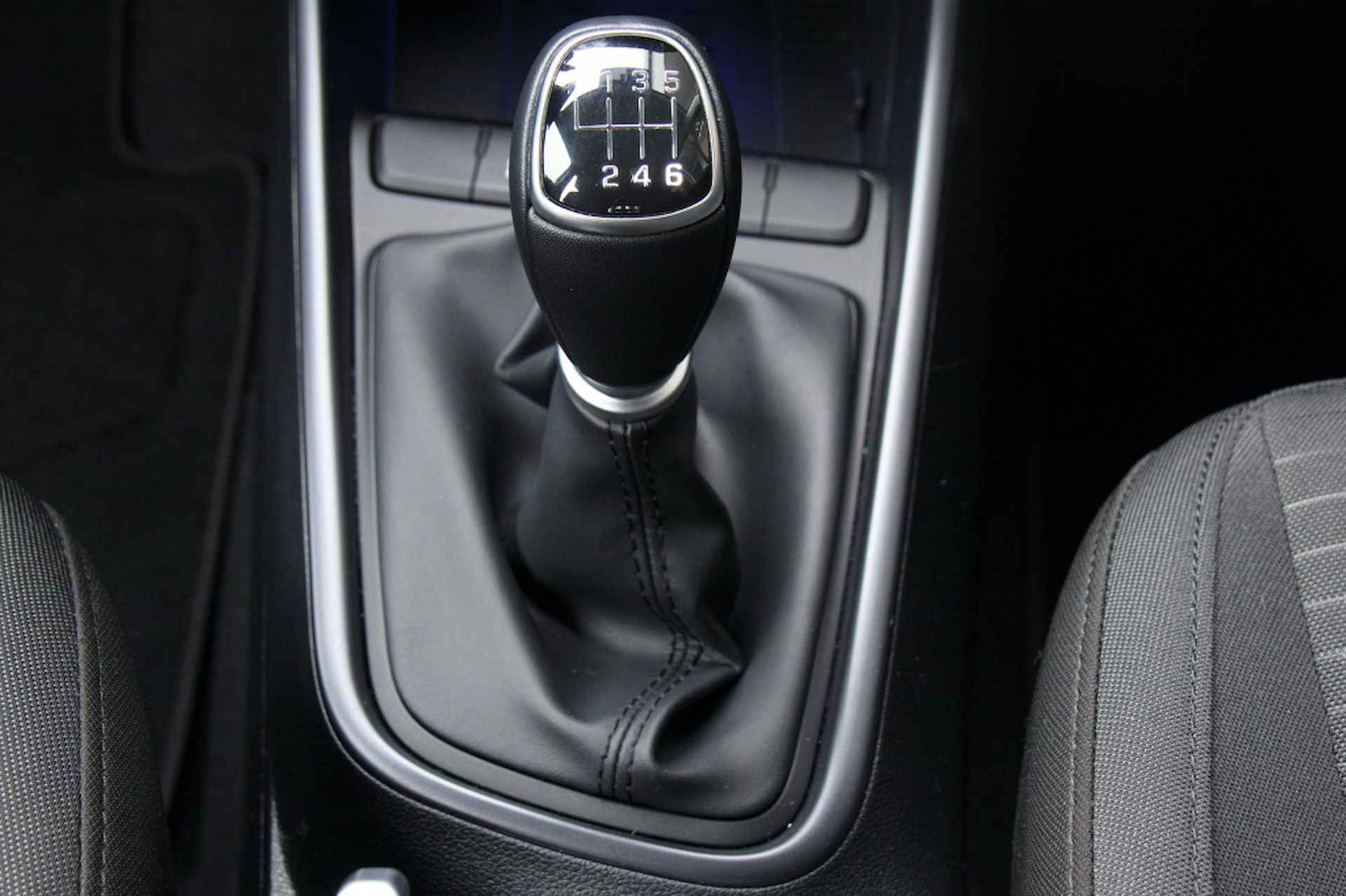 Hyundai i20 1.0 T-GDI Comfort | Navigatie via CarPlay | Cruise control - 35/41