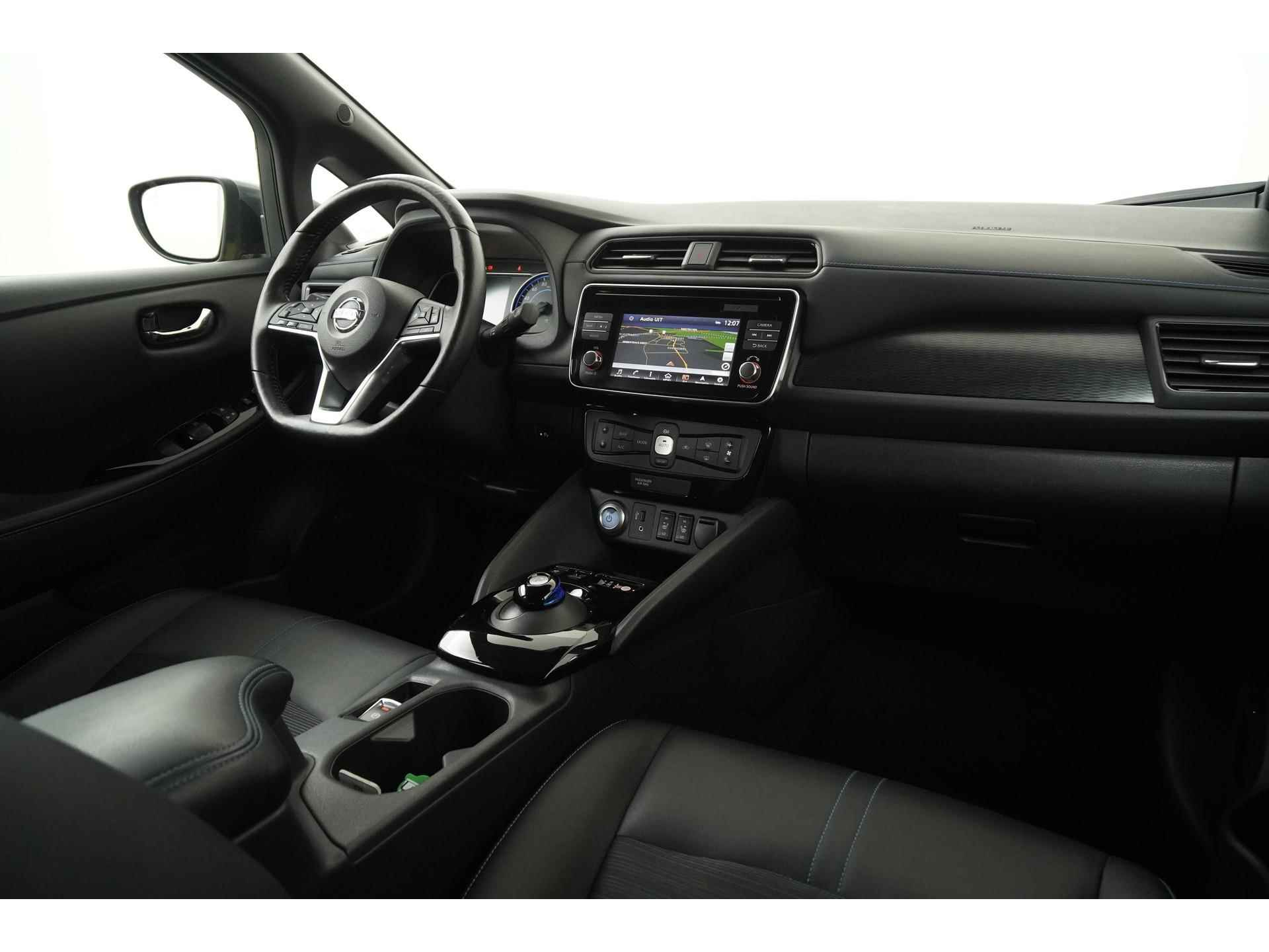 Nissan Leaf Tekna 40 kWh | 14.895 na subsidie | LED | Bose HiFi | 360 camera | Adapt cruise |  Zondag Open! - 2/47