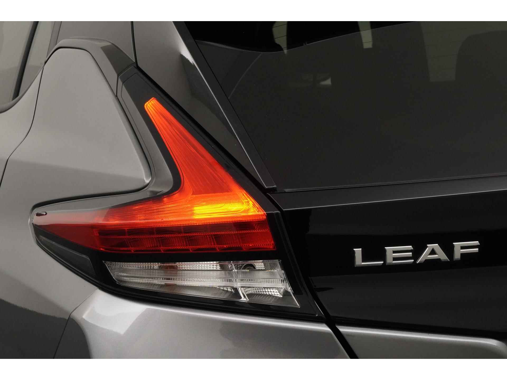 Nissan Leaf Tekna 40 kWh | 14.895 na subsidie | LED | Bose HiFi | 360 camera | Adapt cruise |  Zondag Open! - 25/47
