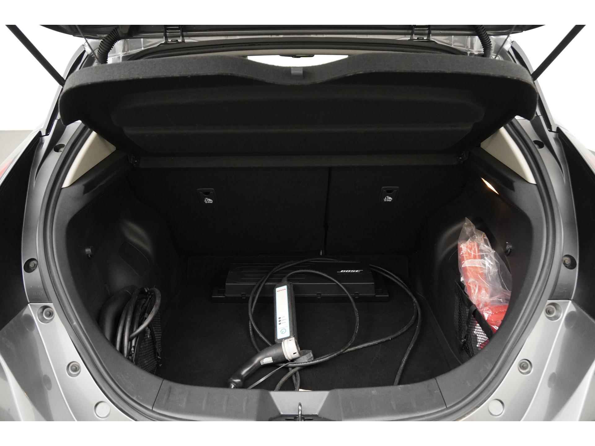 Nissan Leaf Tekna 40 kWh | 14.895 na subsidie | LED | Bose HiFi | 360 camera | Adapt cruise |  Zondag Open! - 26/47