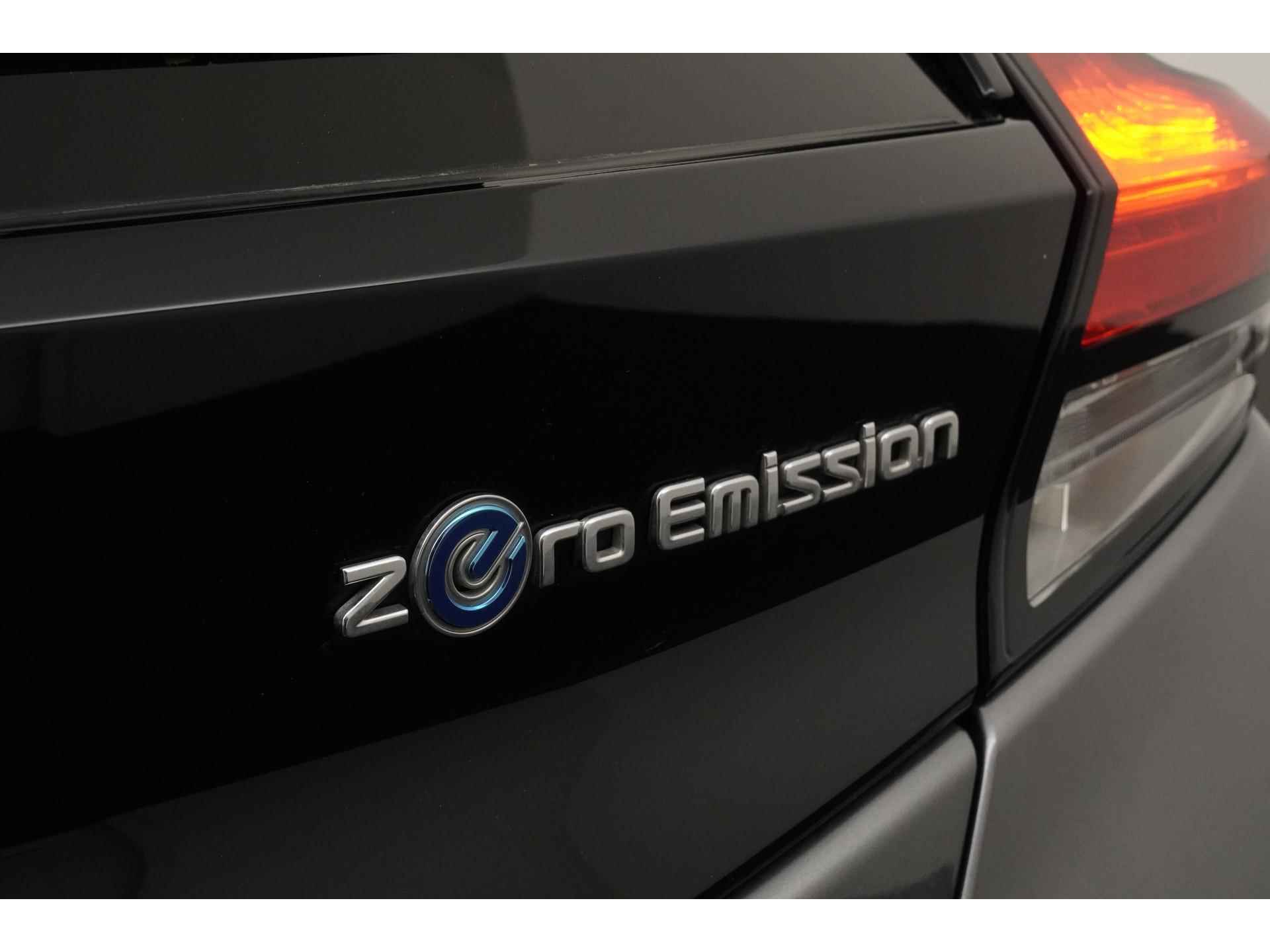 Nissan Leaf Tekna 40 kWh | 14.895 na subsidie | LED | Bose HiFi | 360 camera | Adapt cruise |  Zondag Open! - 28/47