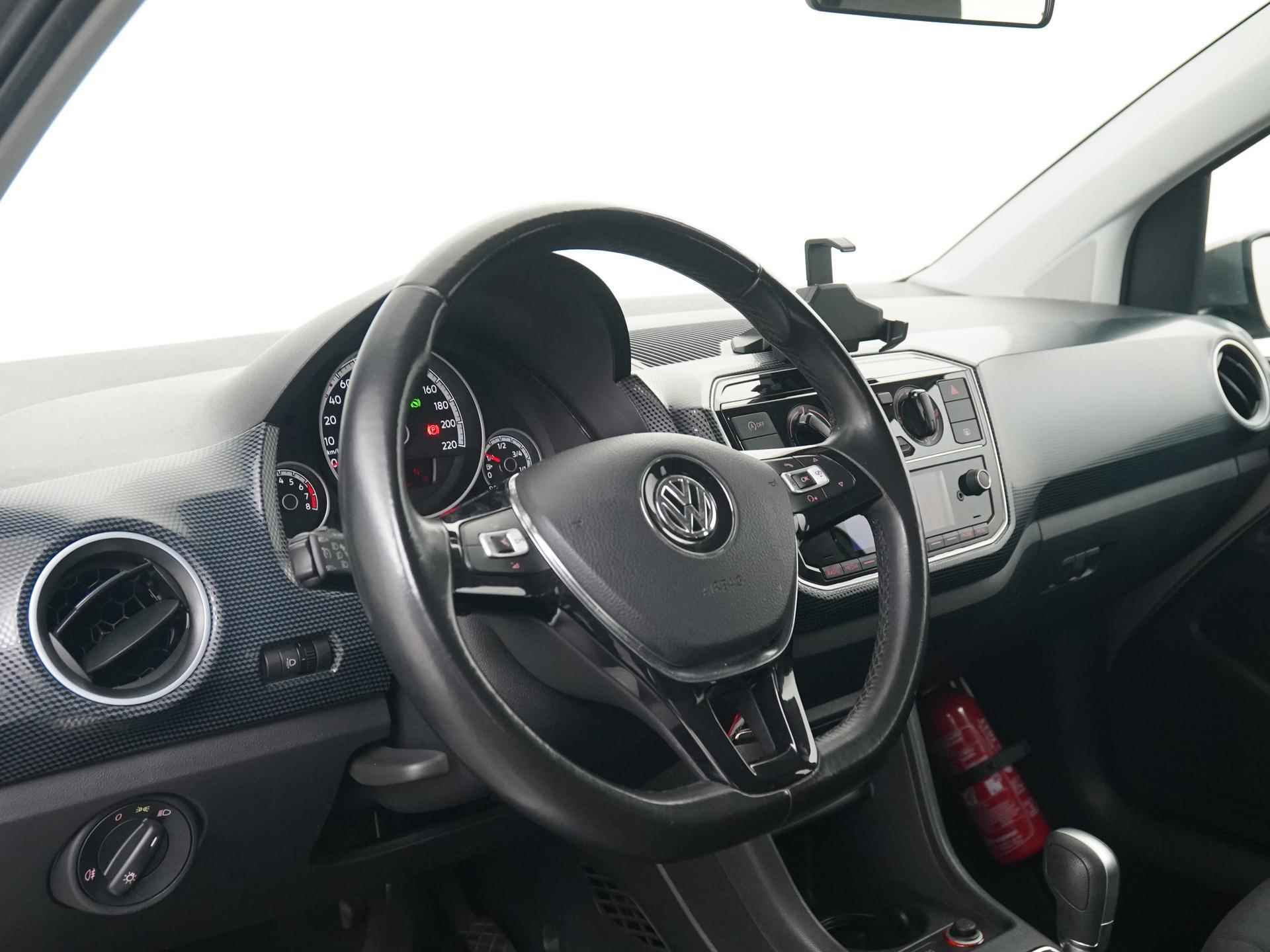 Volkswagen Up! 1.0 BMT move up! | Automaat | Airco | Zondag Open! - 24/28