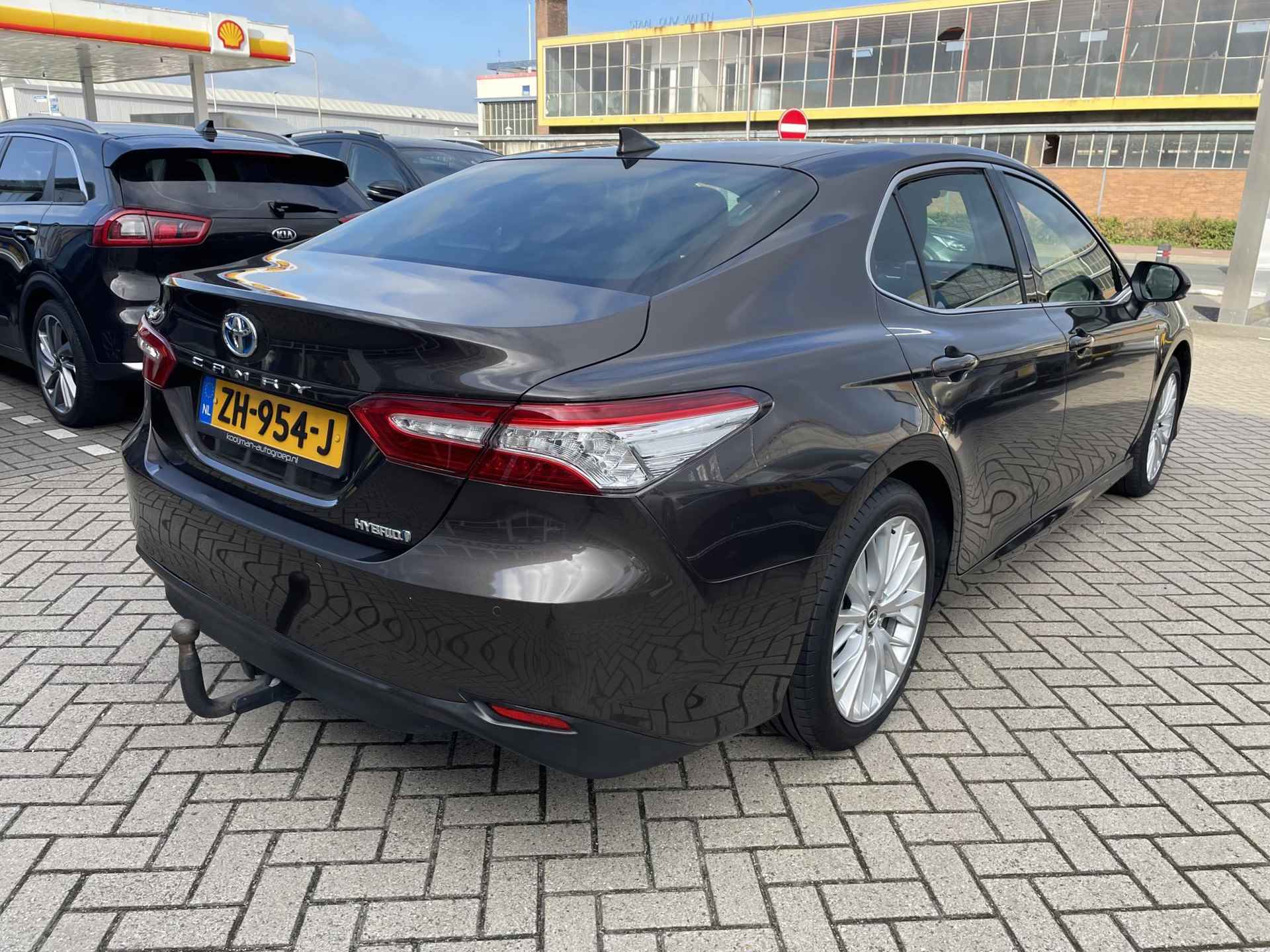 Toyota Camry 2.5 Hybrid Premium , Stoelverwarming , lichtmetalen velgen 18" , Lederen bekleding , Trekhaak , Parkeersensoren voor - achter - 22/22