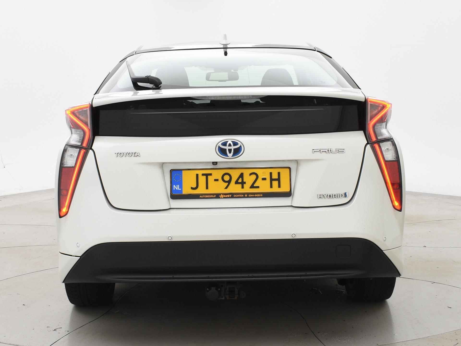 Toyota Prius 1.8 BUSINESS PLUS NIEUW MODEL + AFN. TREKHAAK | CAMERA | NAVIGATIE | XENON - 8/32