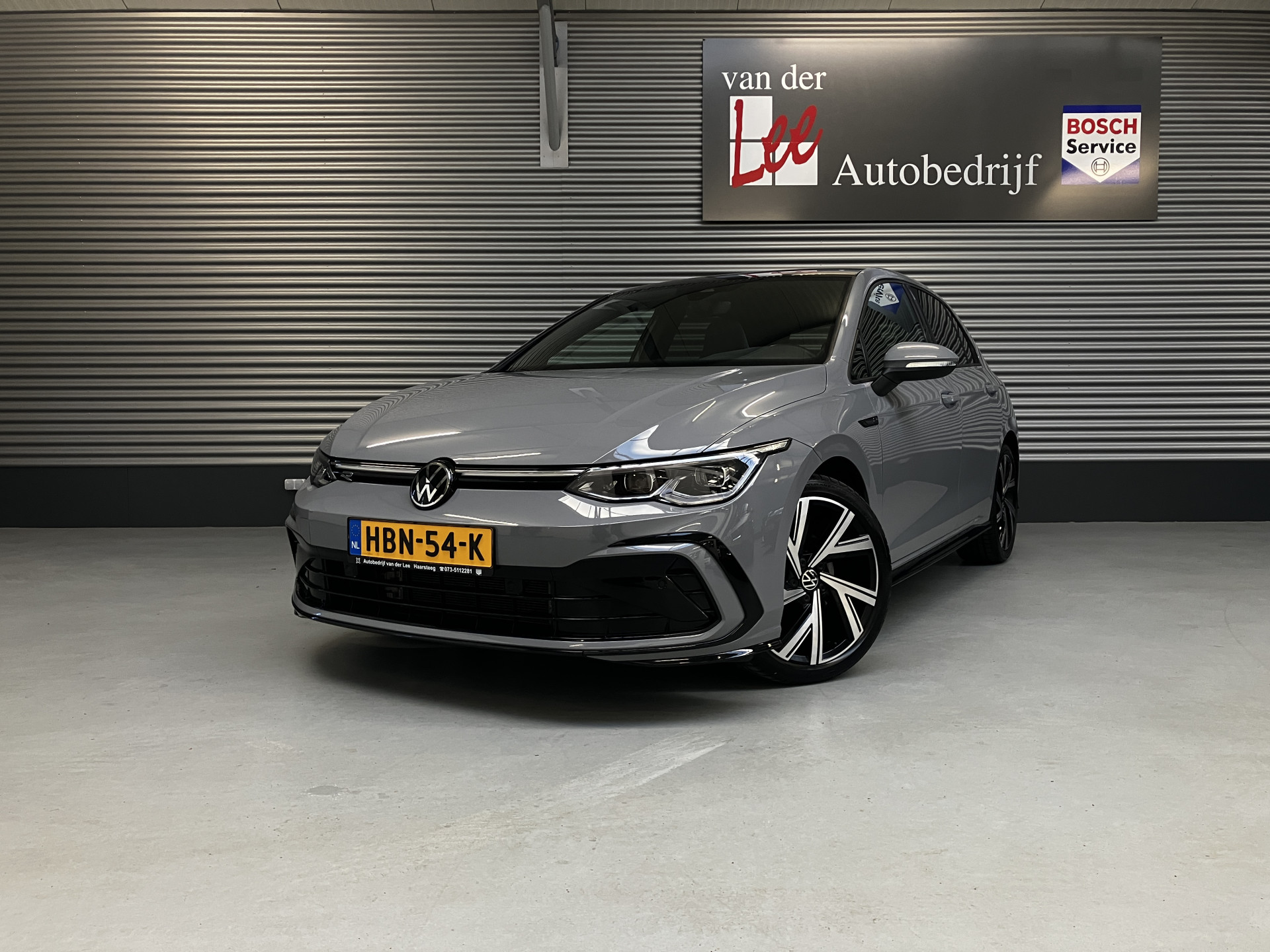 Volkswagen Golf 1.5 eTSI R-Line/PANO DAK/IQ LIGHT/PDC CAM/KEY-LESS/18 INCH/ENZ