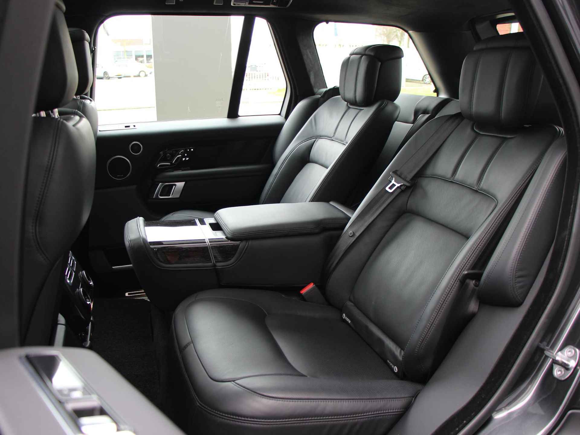 Land Rover Range Rover P400e Autobiography | Adaptive Cruise Control | Geklimatiseerde stoelen | Schuif/Kanteldak - 23/37