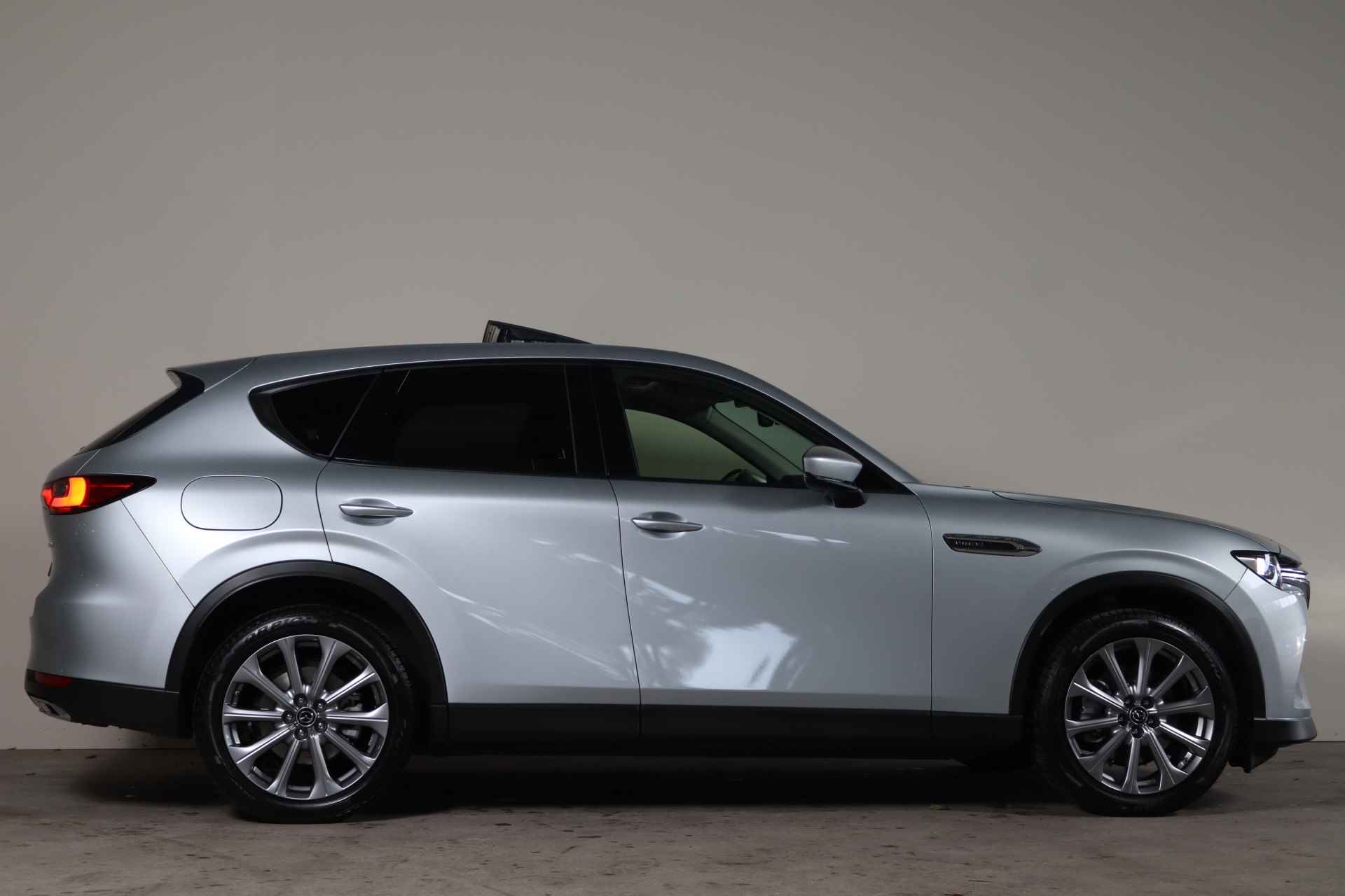 Mazda CX-60 2.5 e-SkyActiv PHEV Exclusive-Line NL-Auto!! Pano-Dak I HUD I 360-Camera - 46/47