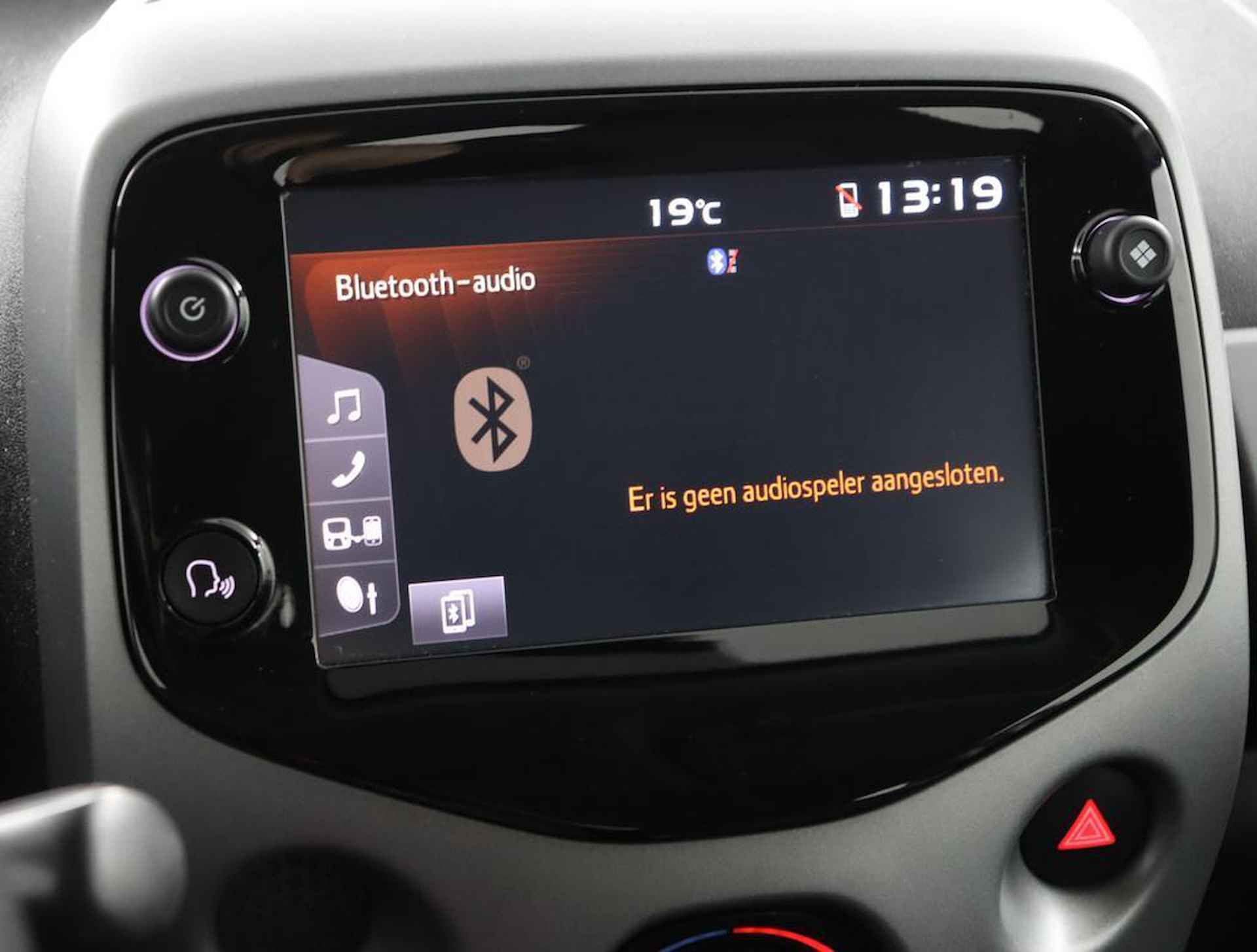 Toyota Aygo 1.0 VVT-i x-play limited | Apple carplay & Android auto | Elektrisch vouwdak | Airco | - 40/48